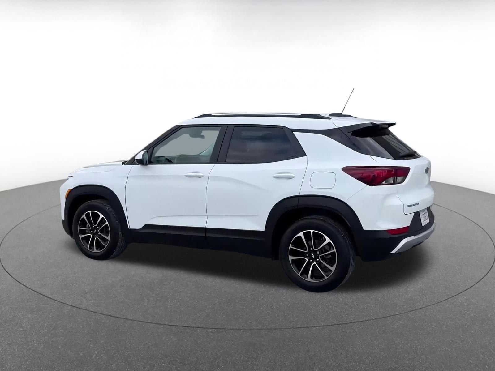 Thumbnail: 2025 Chevrolet TrailBlazer - 10