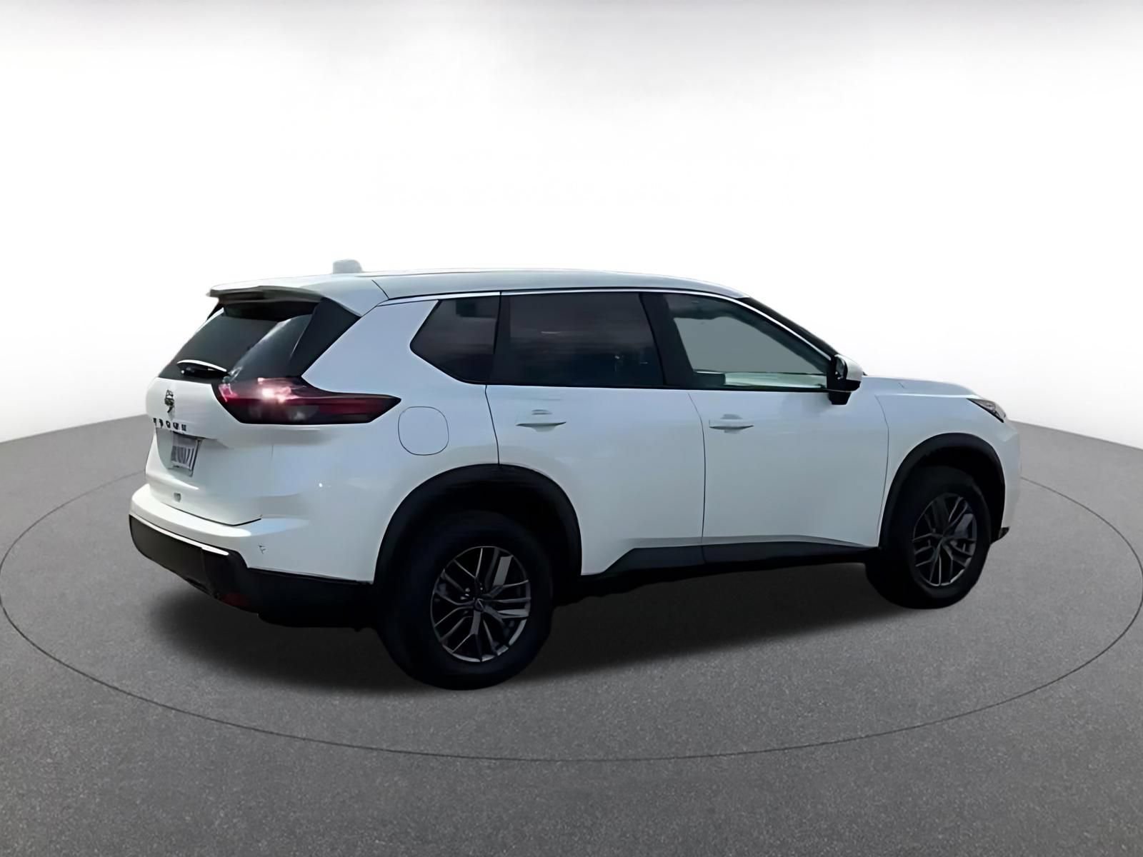 Thumbnail: 2026 Nissan Rogue - 14