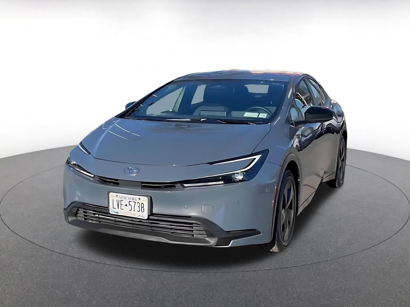 Thumbnail: 2025 Toyota Prius - 4