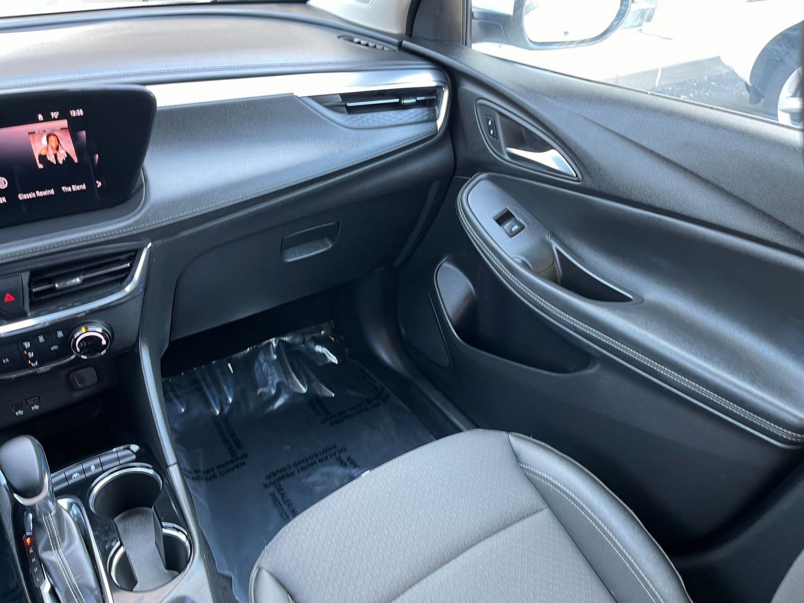 Thumbnail: 2025 Buick Encore GX - 33