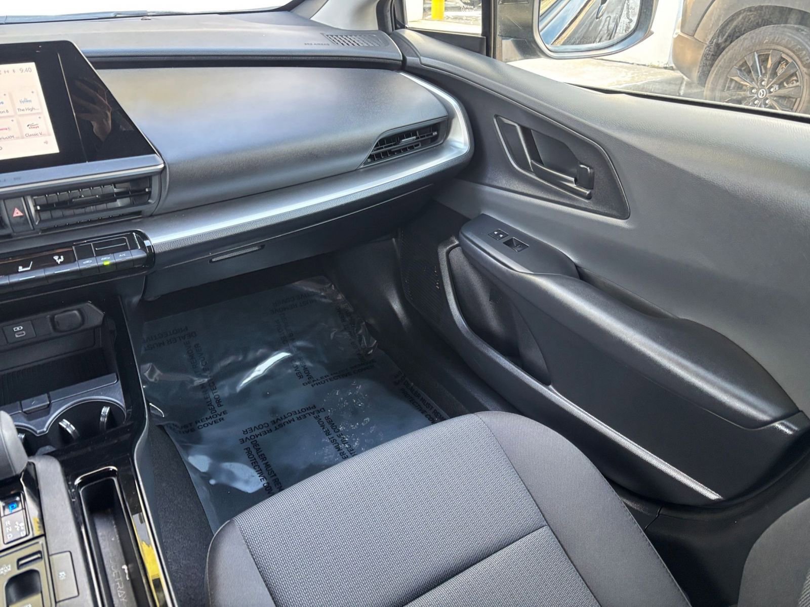 Thumbnail: 2025 Toyota Prius - 31