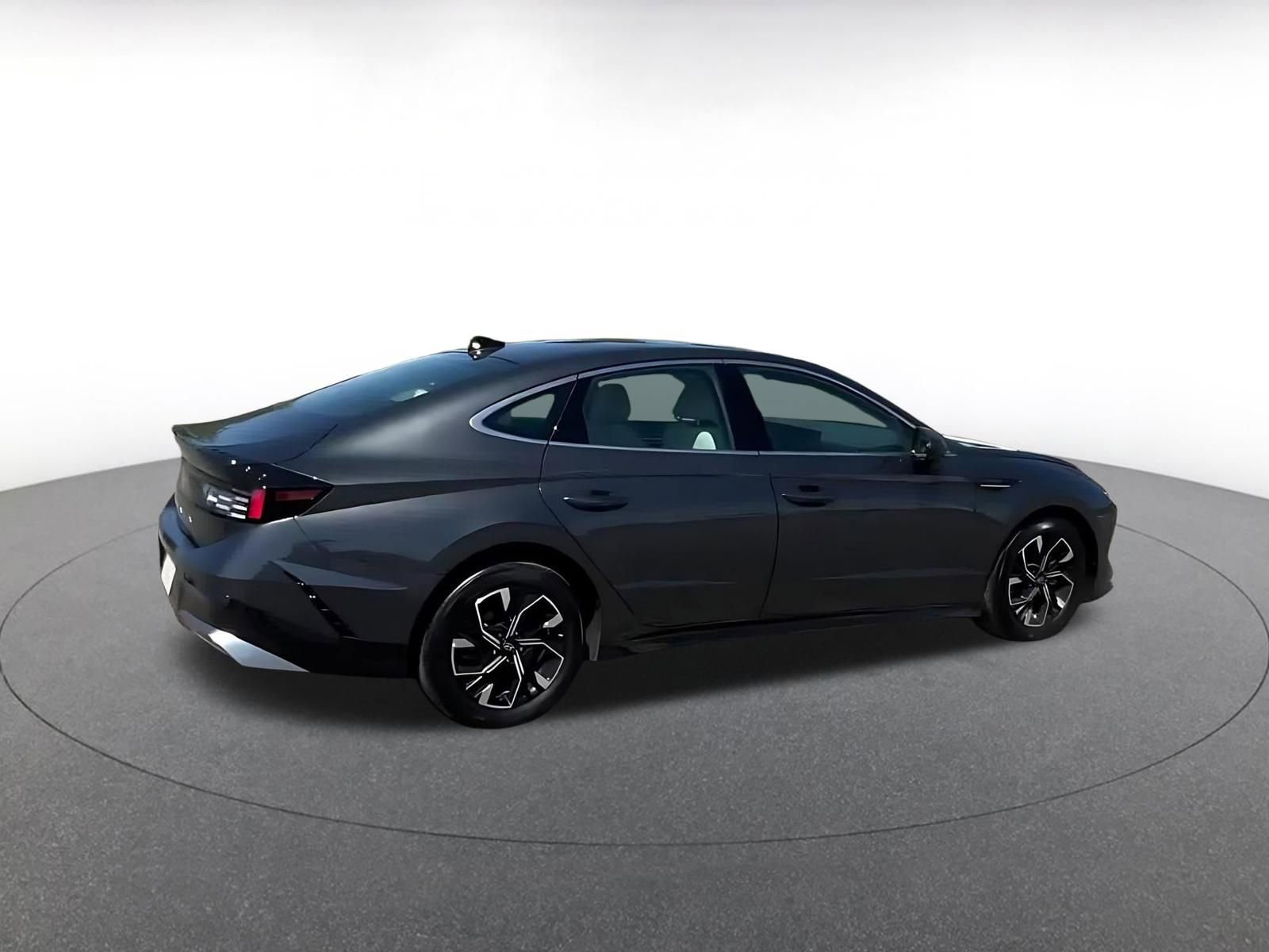 Thumbnail: 2025 Hyundai Sonata - 14