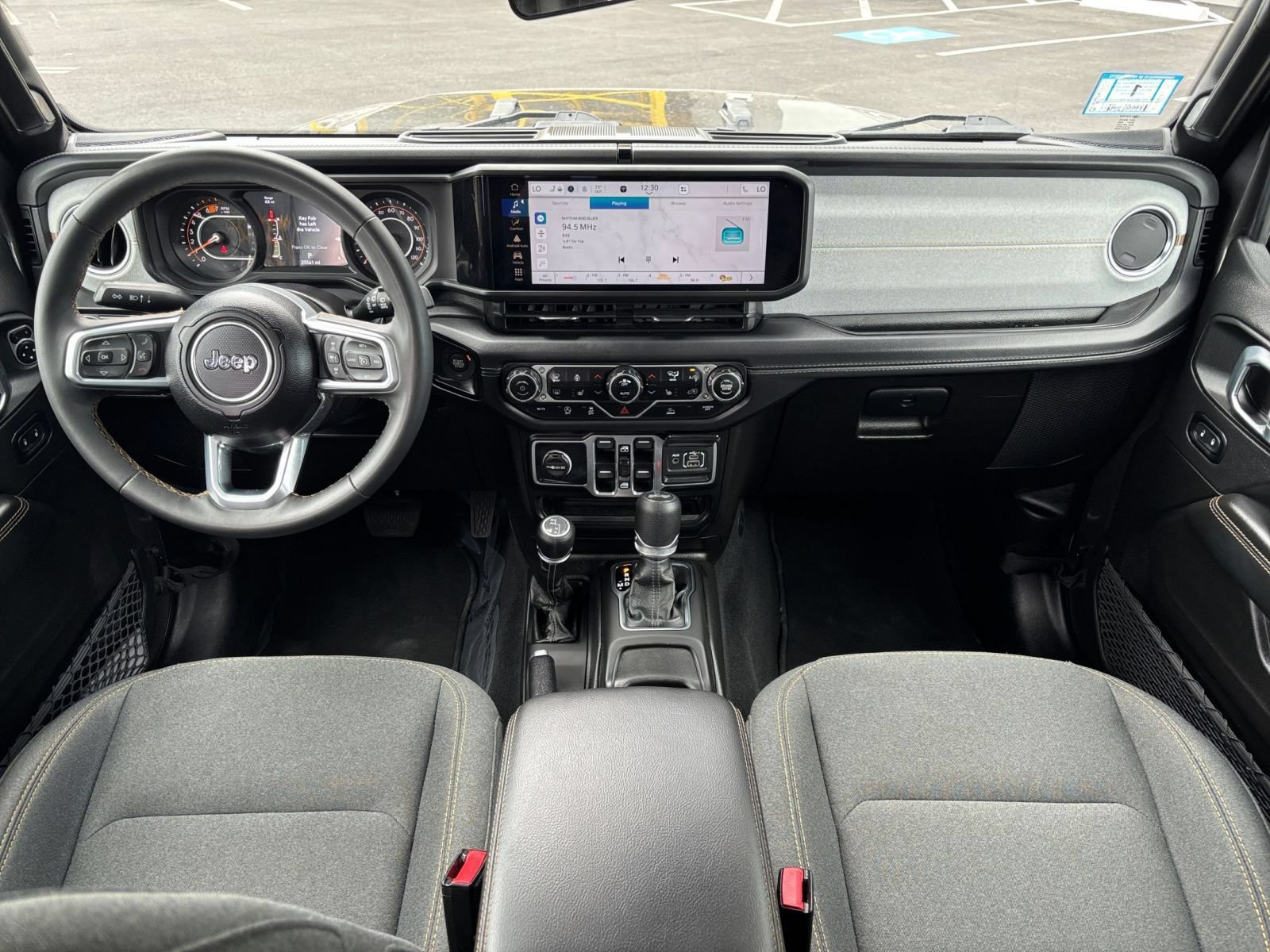Thumbnail: 2025 Jeep Wrangler - 25
