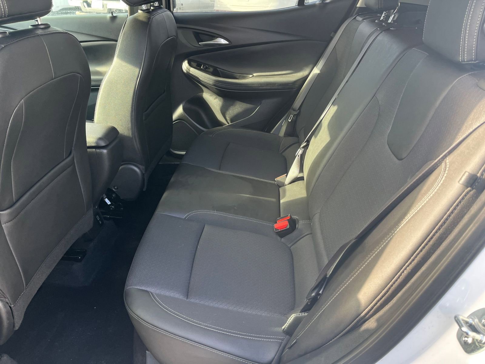 Thumbnail: 2025 Buick Encore GX - 22