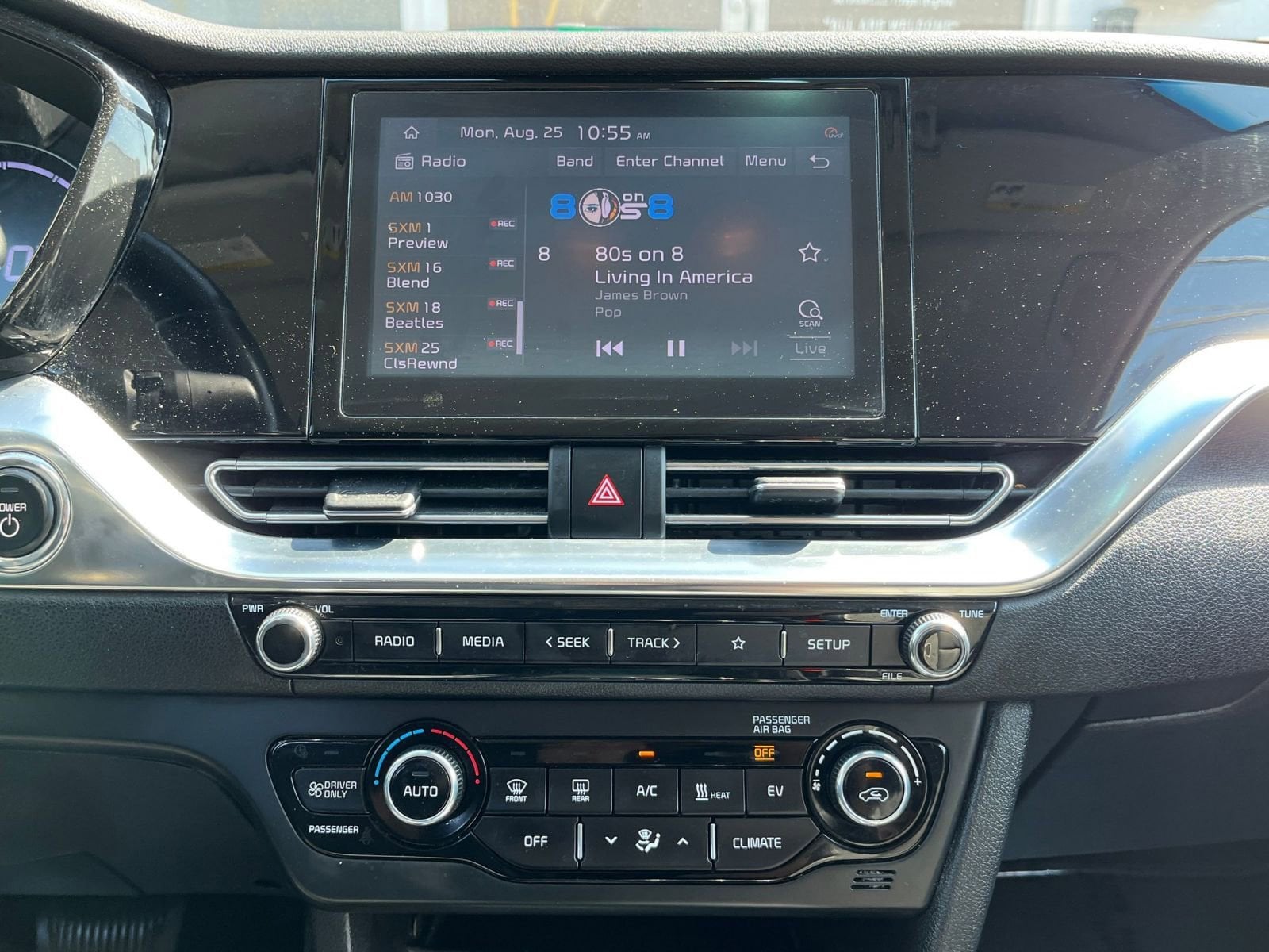 Thumbnail: 2022 Kia Niro - 20