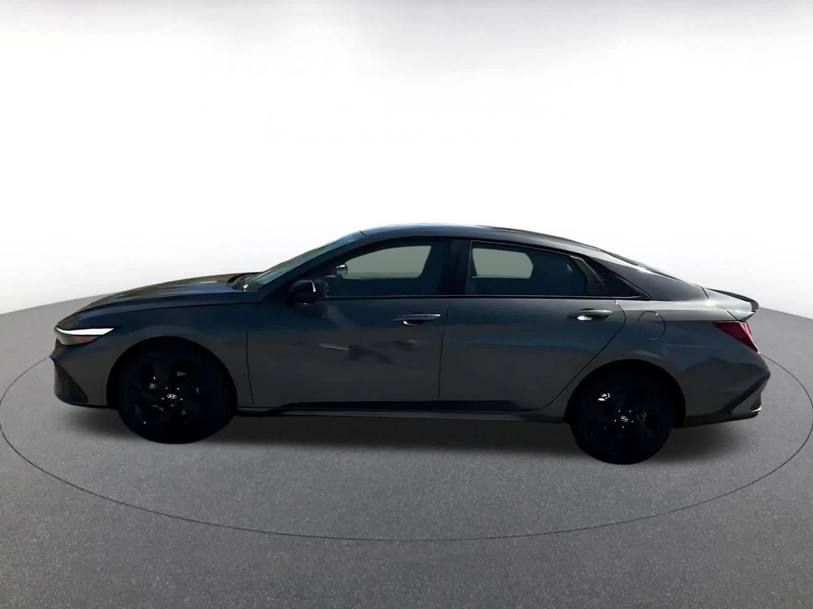 Thumbnail: 2026 Hyundai Elantra - 9