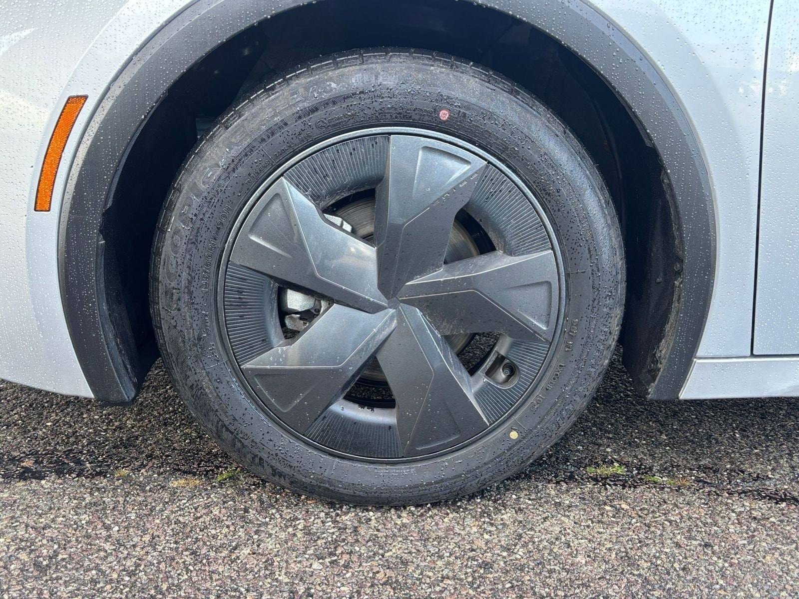 Thumbnail: 2025 Toyota Prius - 25