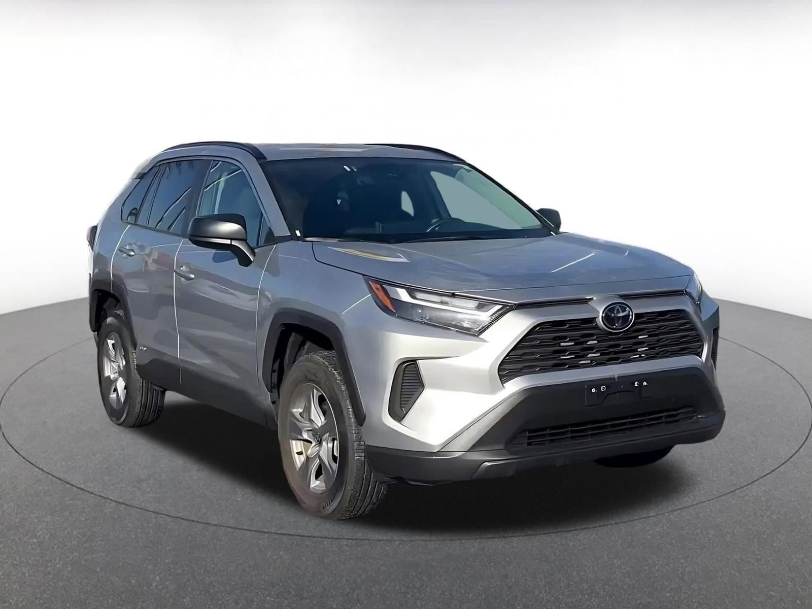 Thumbnail: 2025 Toyota RAV4 - 3
