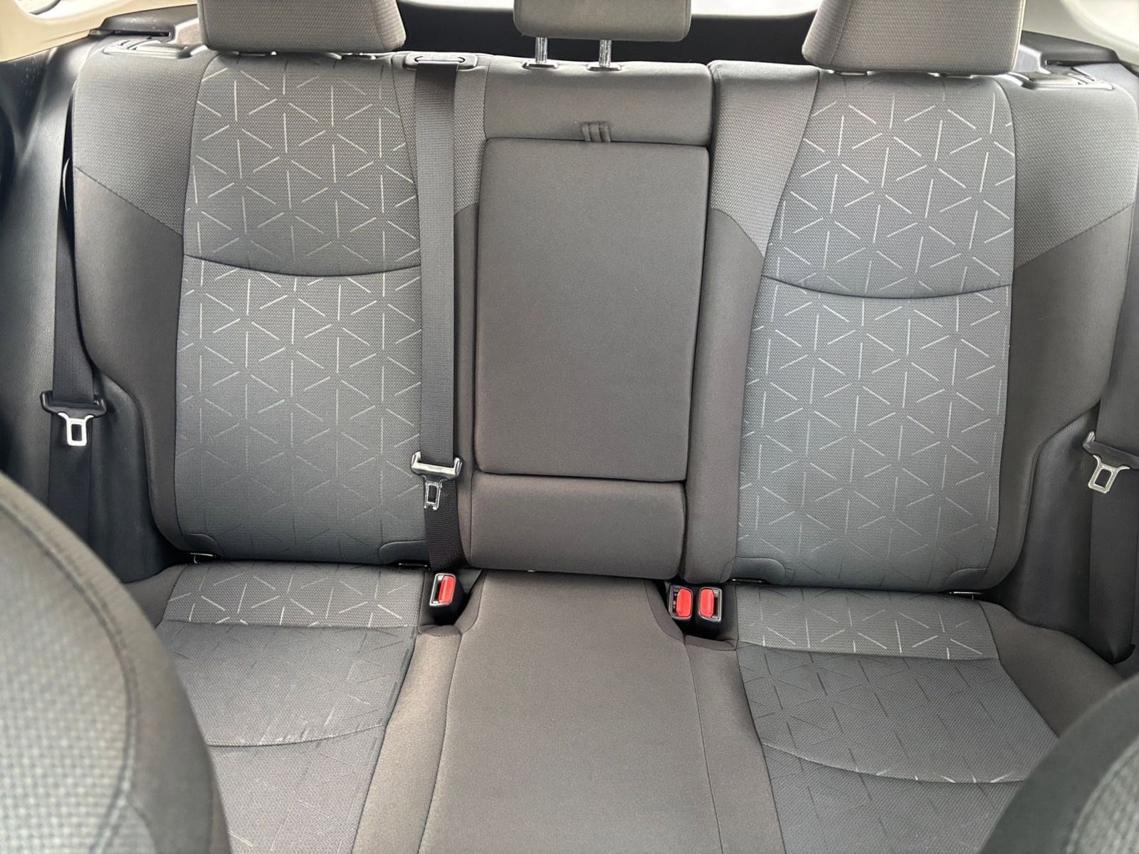 Thumbnail: 2025 Toyota RAV4 - 34