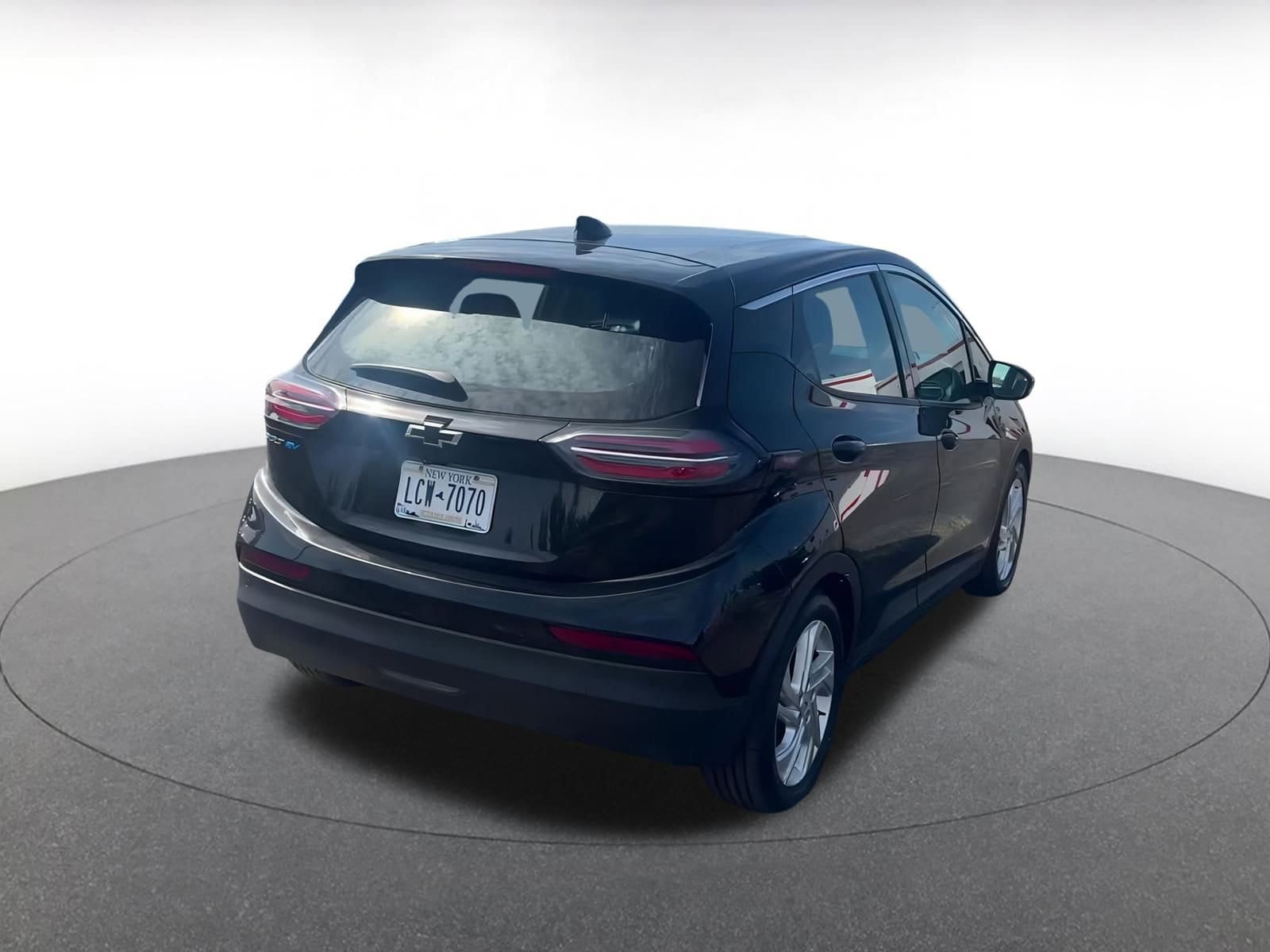 Thumbnail: 2023 Chevrolet Bolt EV - 14