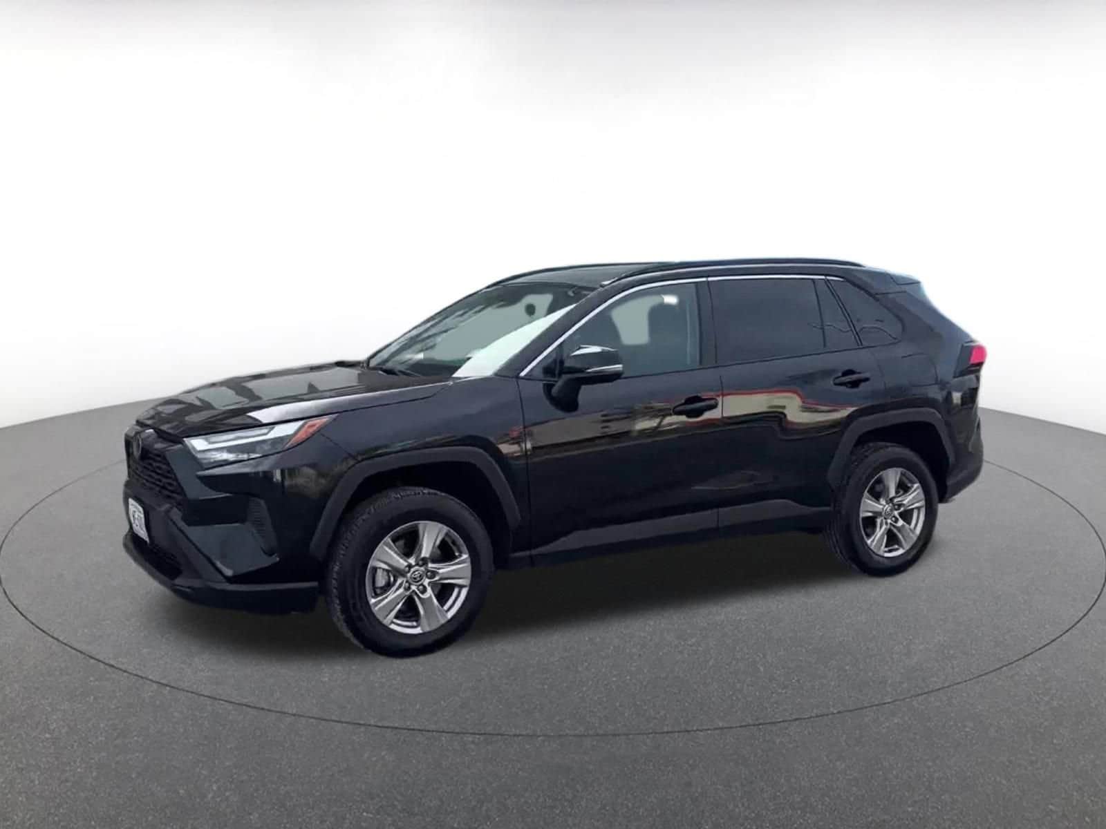 Thumbnail: 2025 Toyota RAV4 - 8