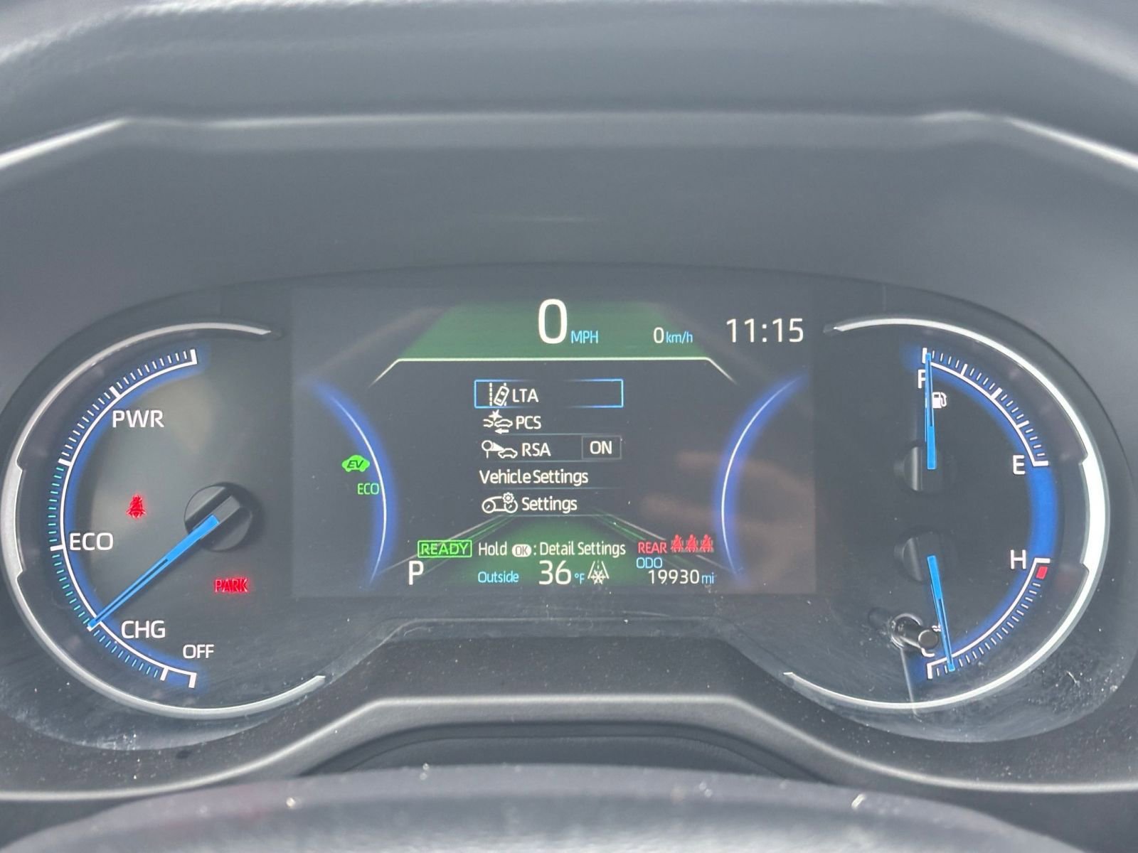 Thumbnail: 2025 Toyota RAV4 - 34