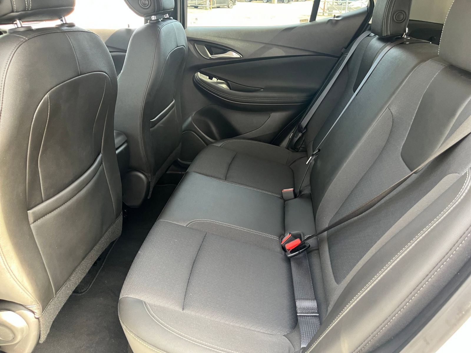 Thumbnail: 2025 Buick Encore GX - 27