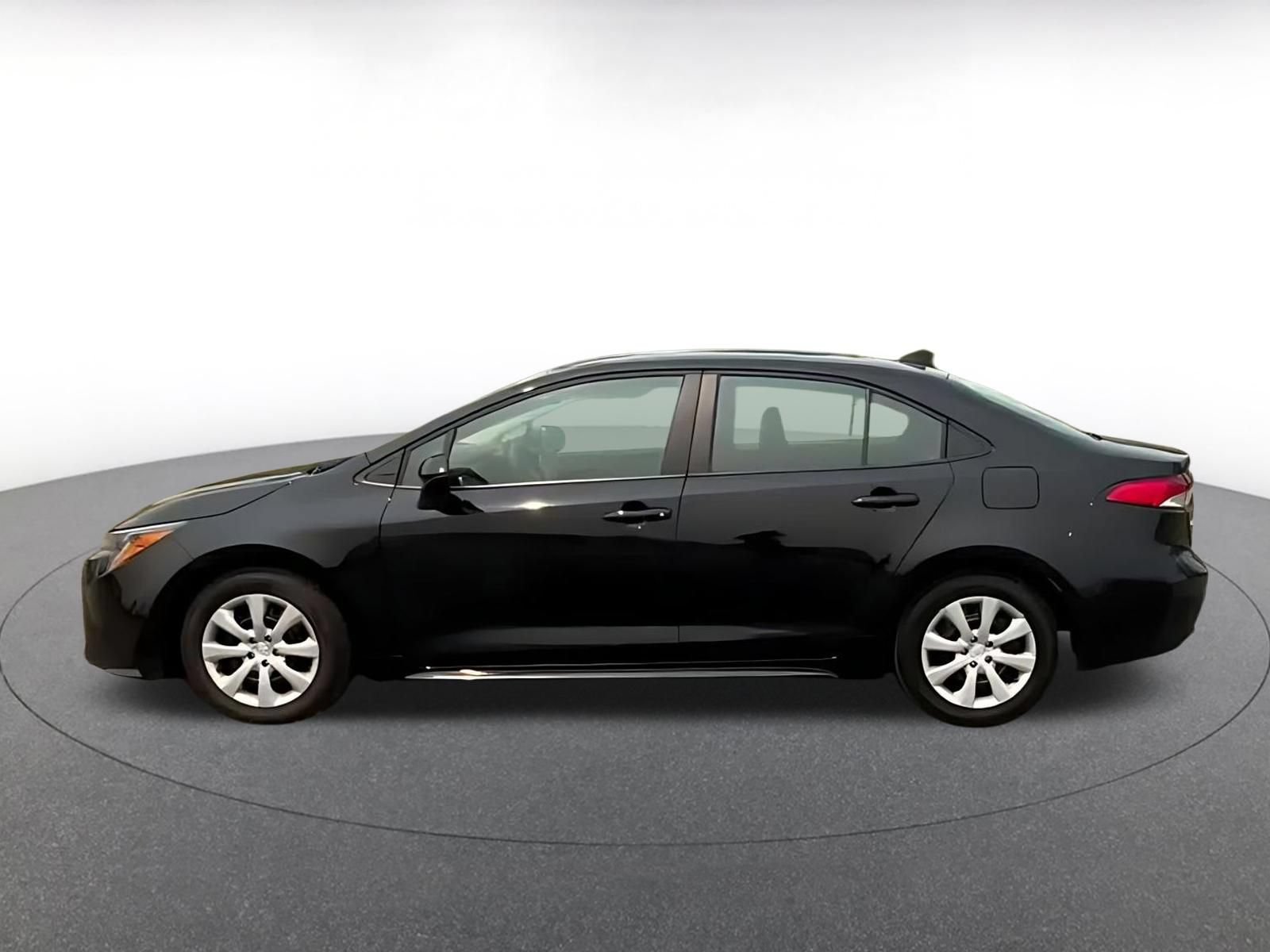 Thumbnail: 2025 Toyota Corolla - 10