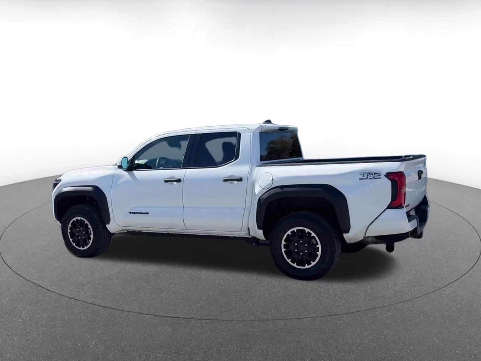 Thumbnail: 2025 Toyota Tacoma - 10