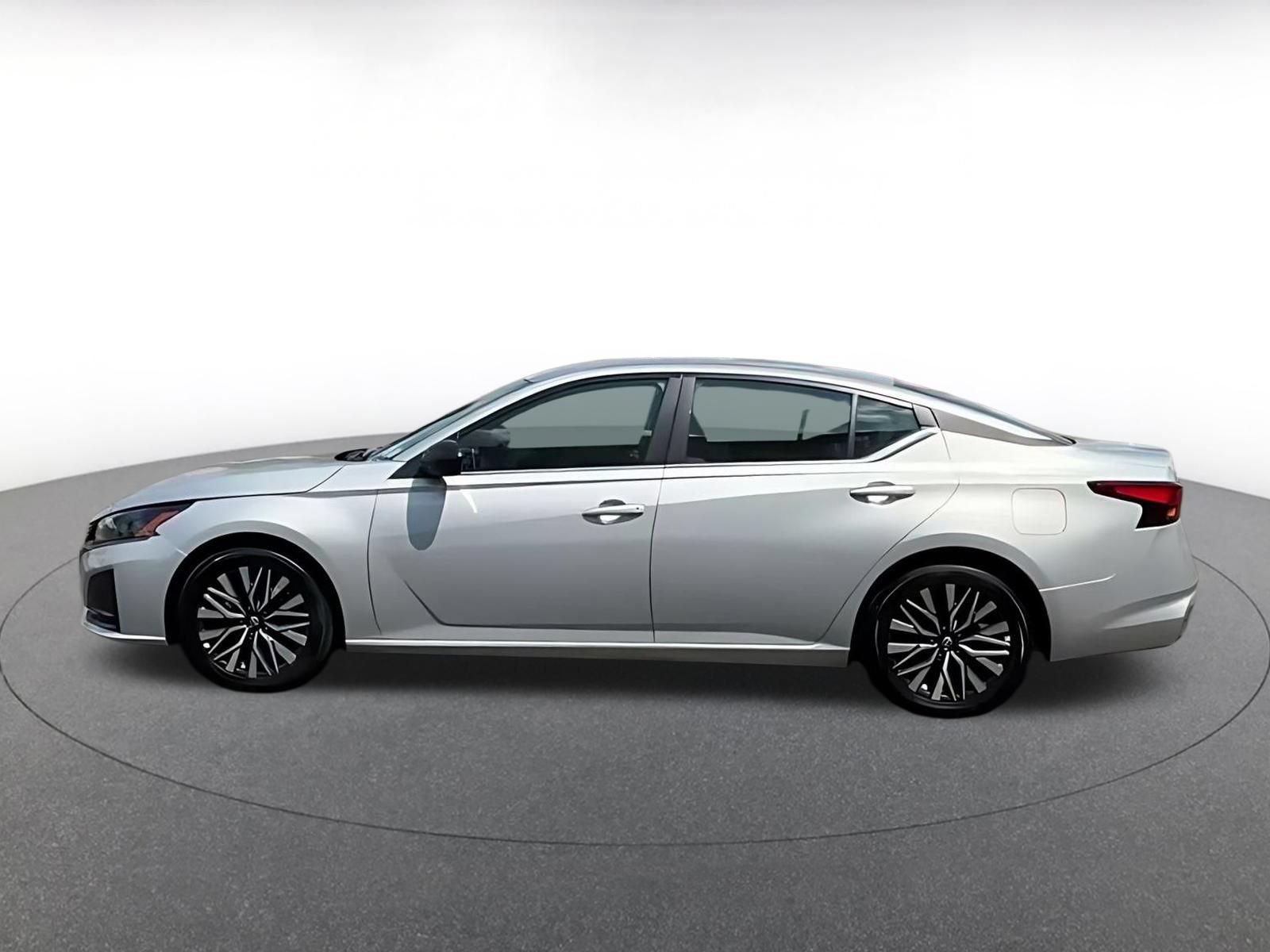 Thumbnail: 2026 Nissan Altima - 8