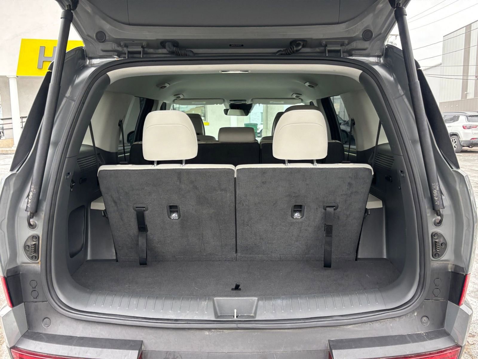 Thumbnail: 2025 Hyundai Santa Fe - 30