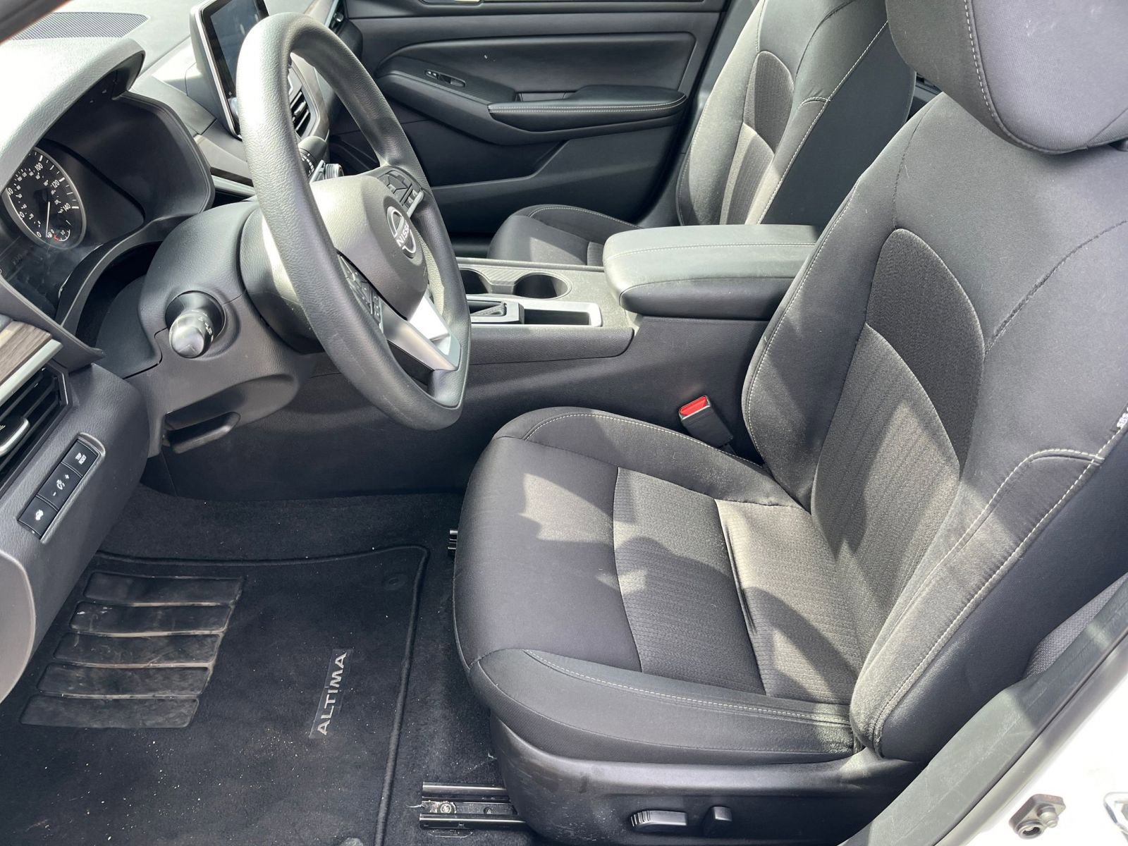 Thumbnail: 2025 Nissan Altima - 25