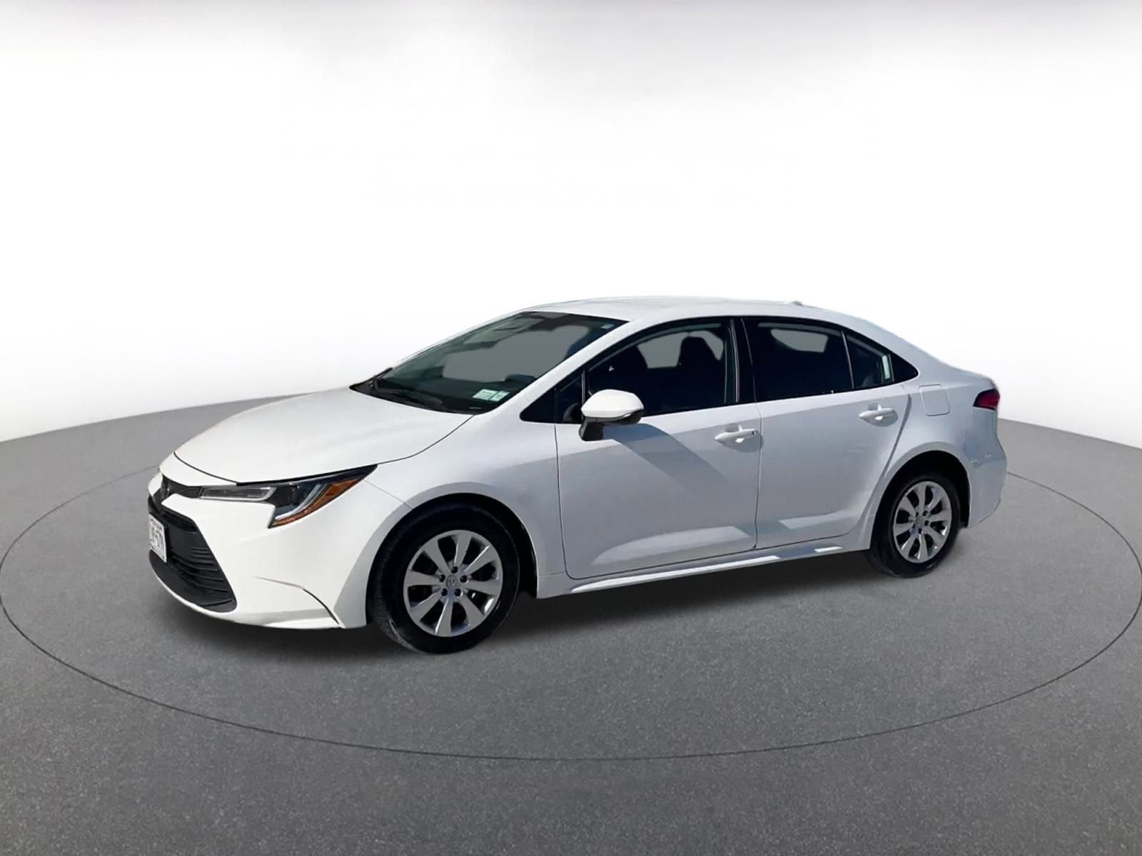 Thumbnail: 2024 Toyota Corolla - 8