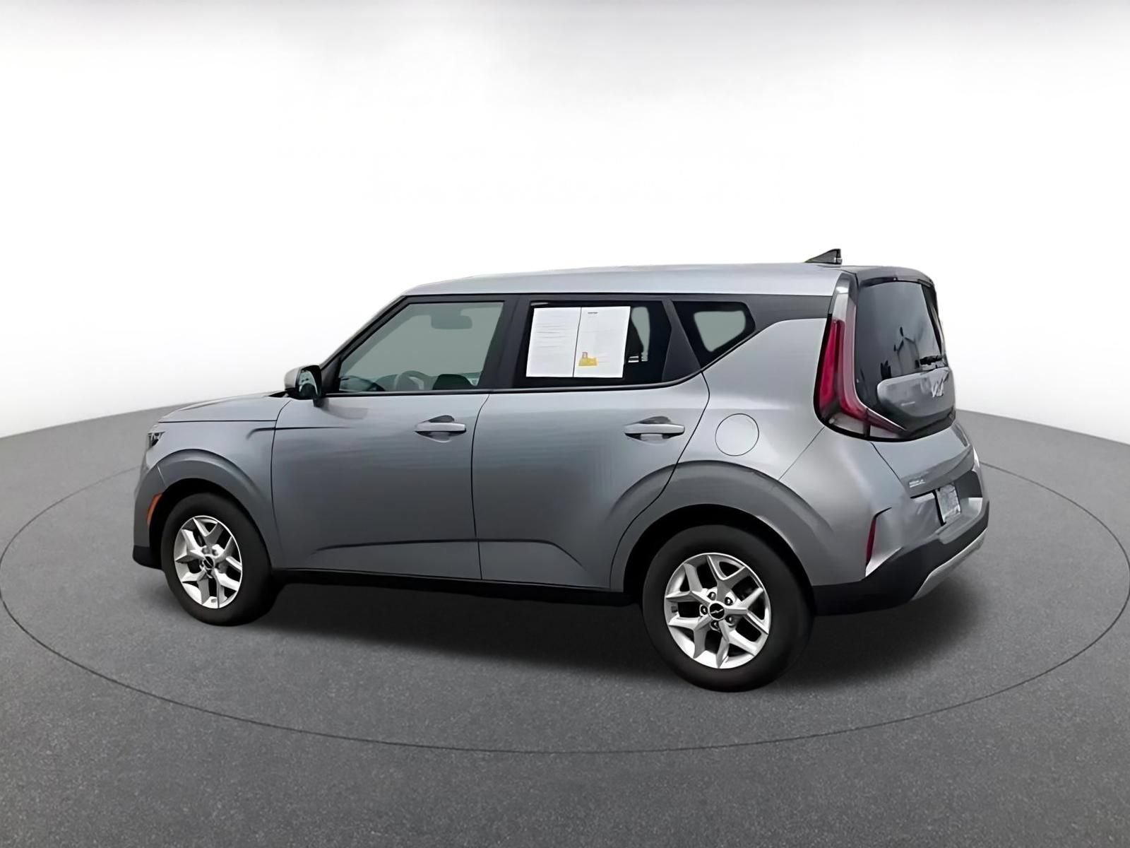 Thumbnail: 2025 Kia Soul - 10