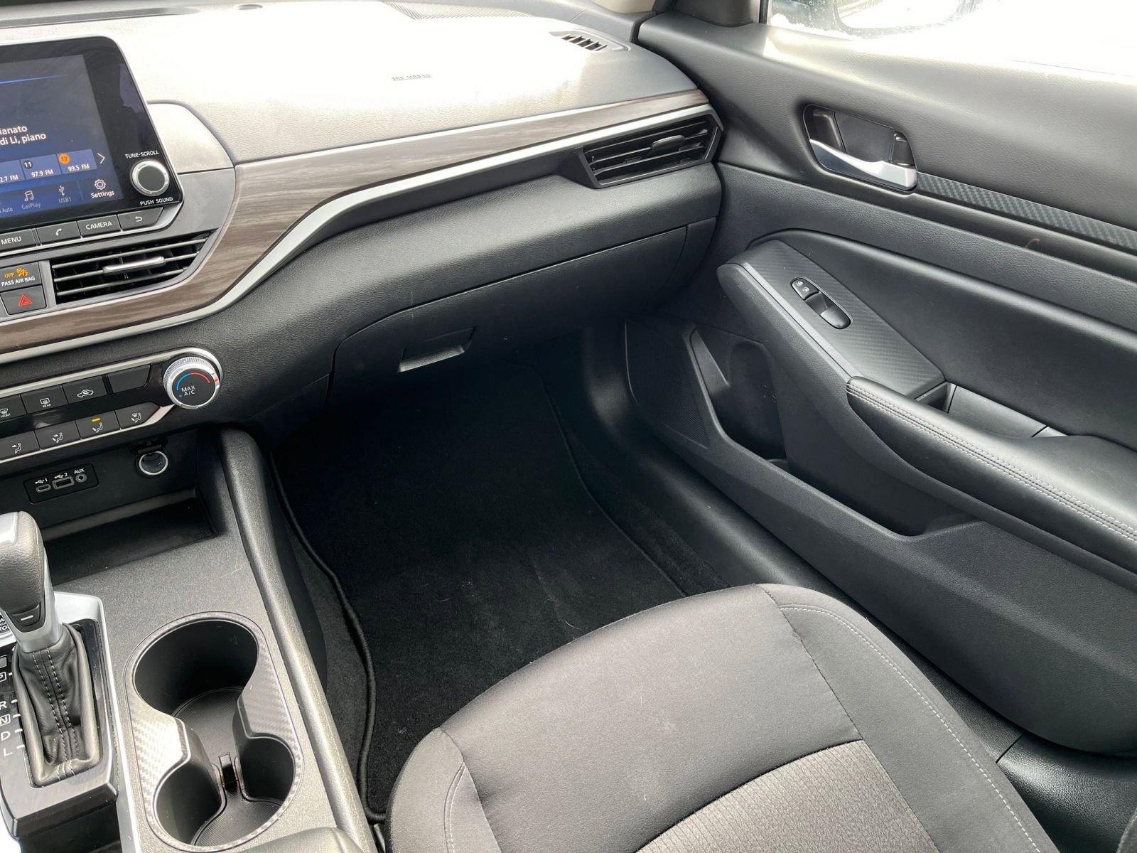 Thumbnail: 2025 Nissan Altima - 32