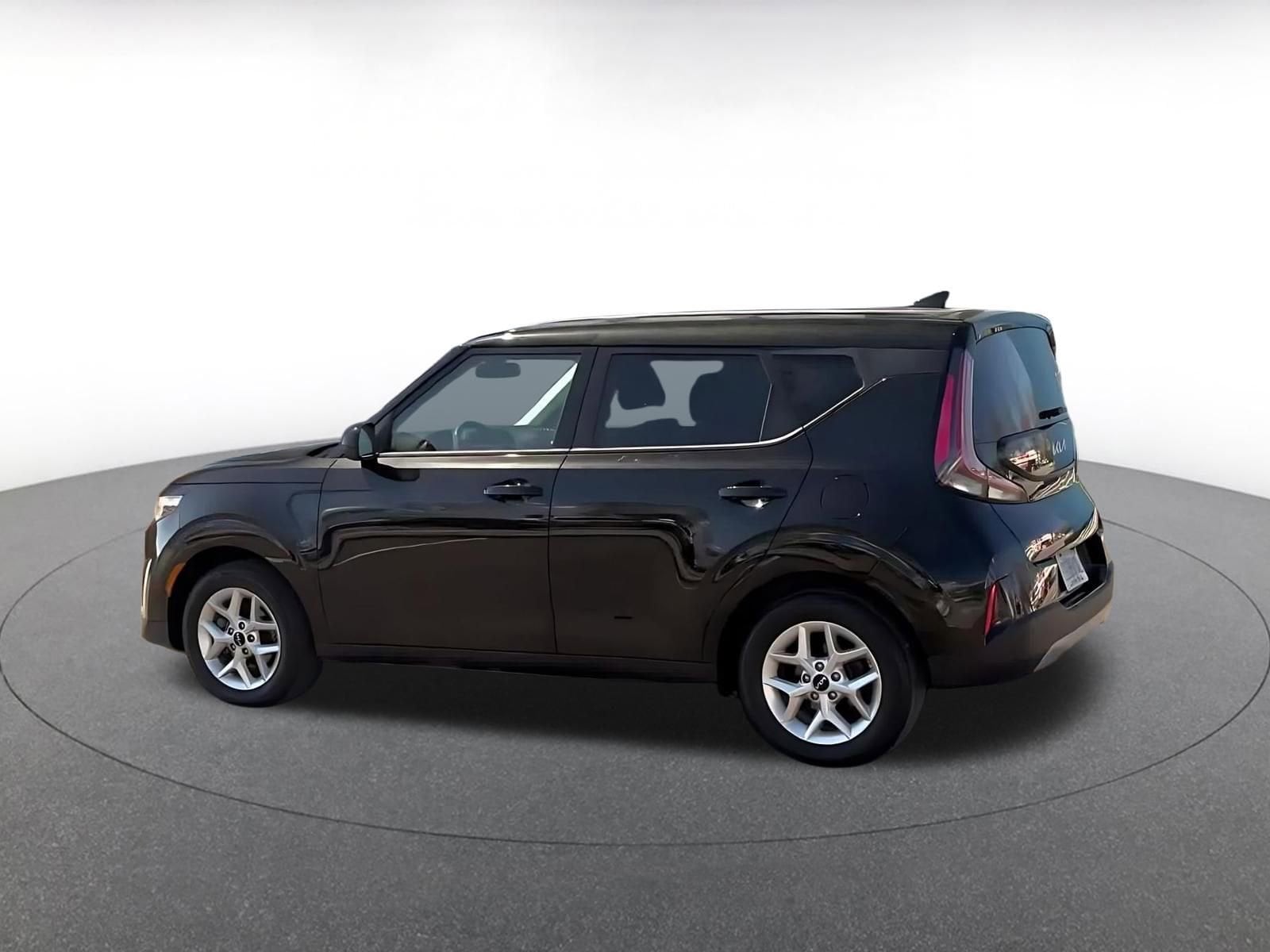 Thumbnail: 2025 Kia Soul - 10