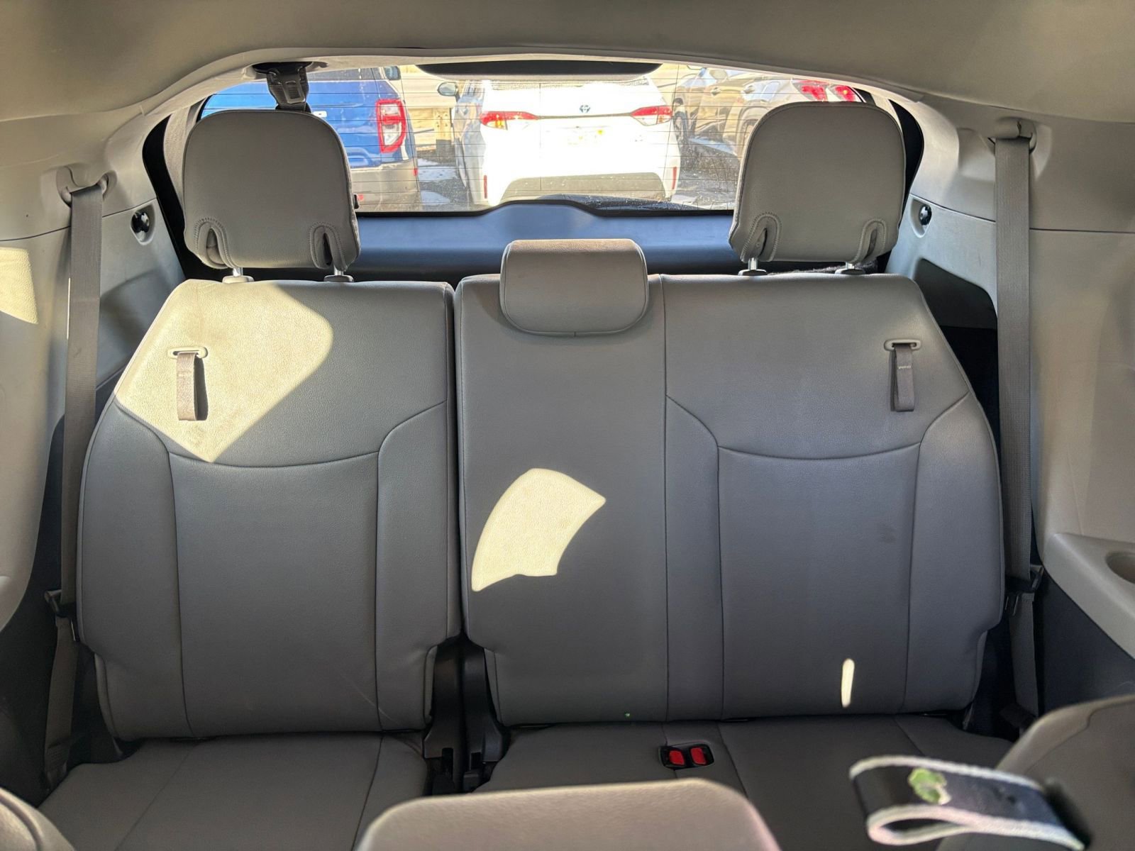 Thumbnail: 2024 Toyota Sienna - 28