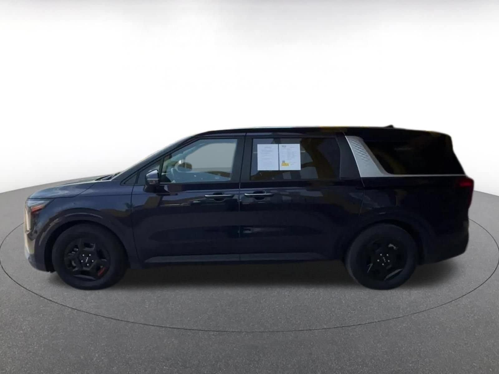 Thumbnail: 2026 Kia Carnival - 4