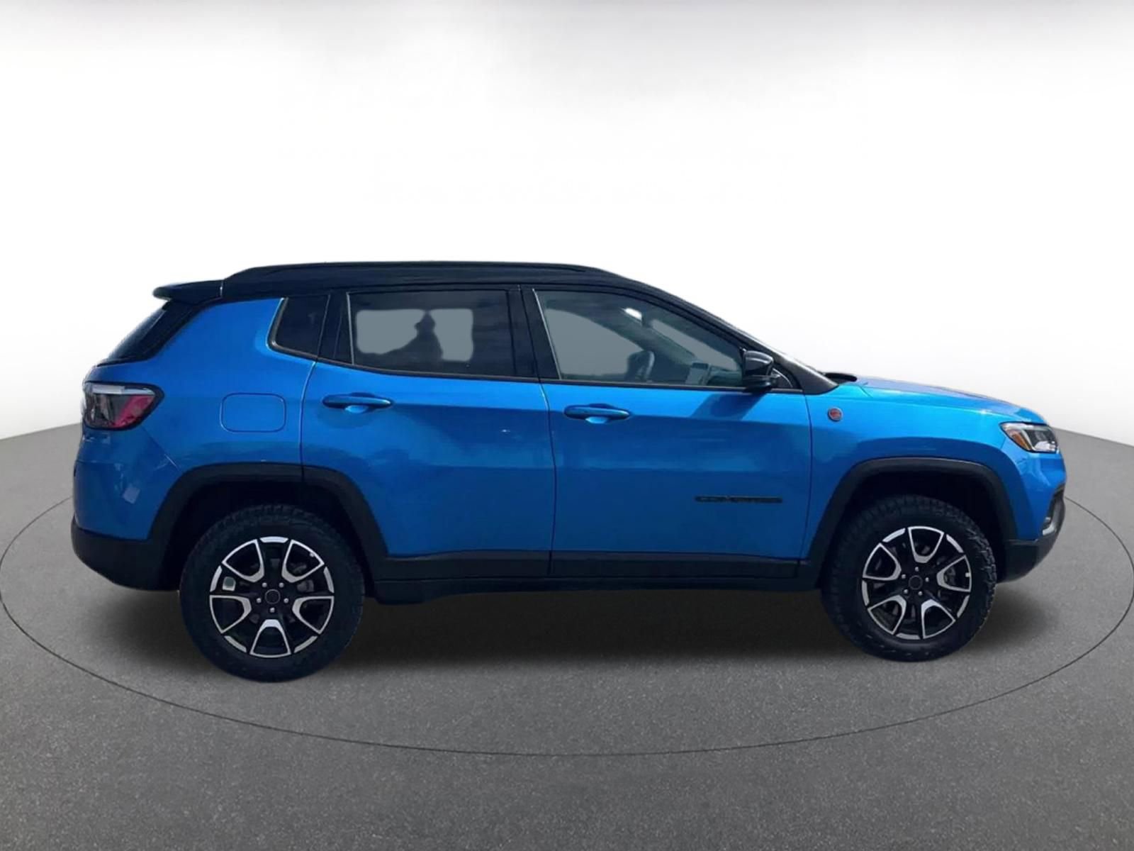 Thumbnail: 2025 Jeep Compass - 15