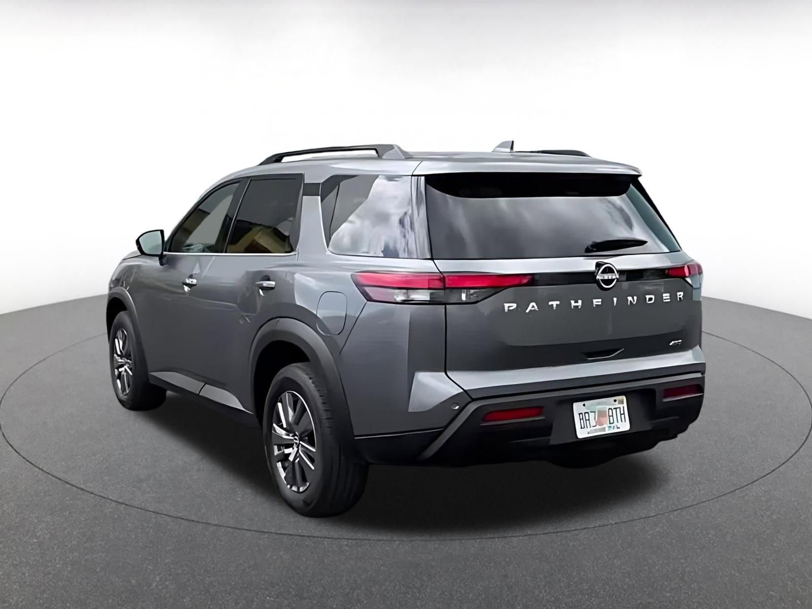 Thumbnail: 2025 Nissan Pathfinder - 11