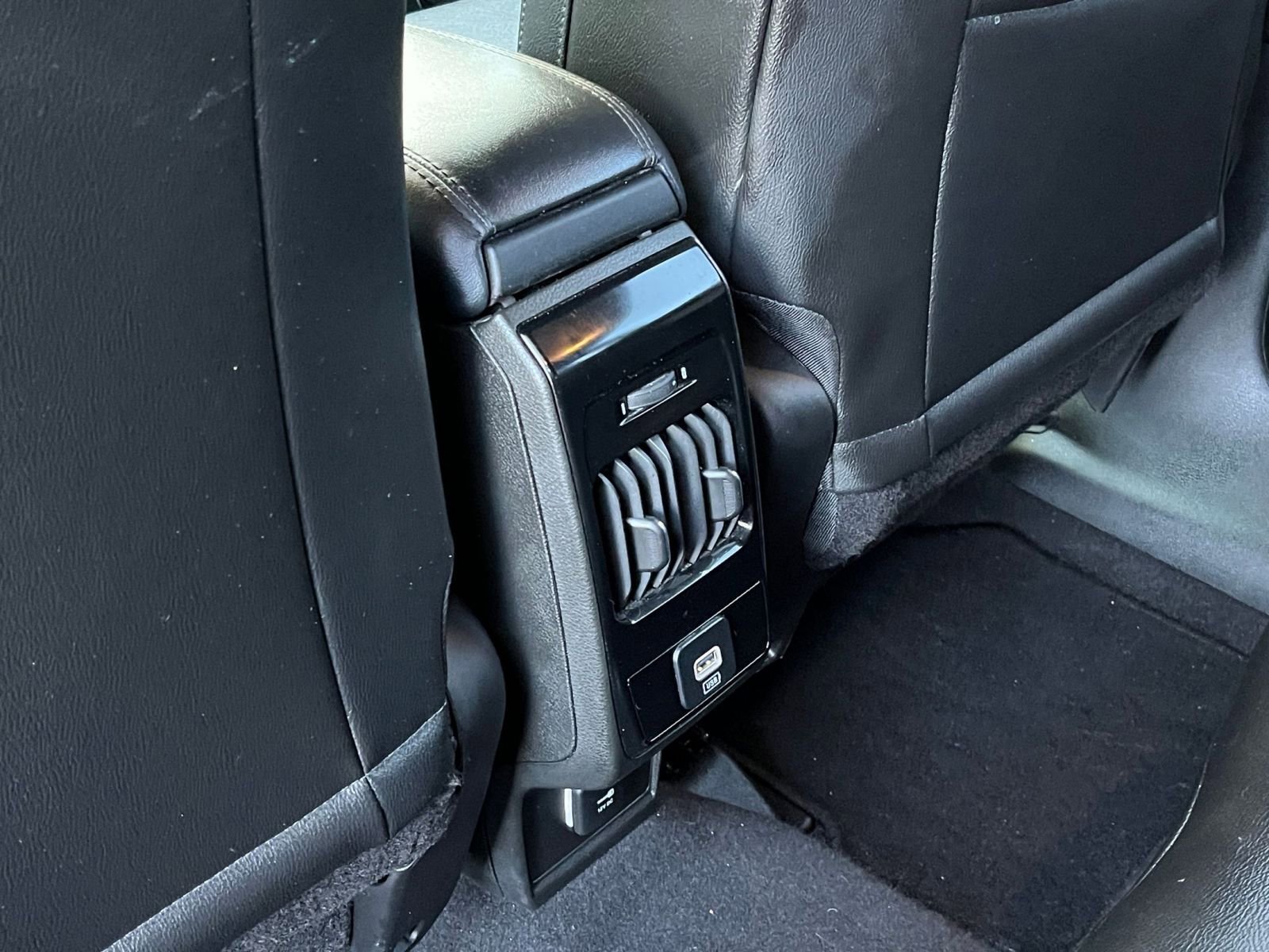 Thumbnail: 2025 Jeep Compass - 23