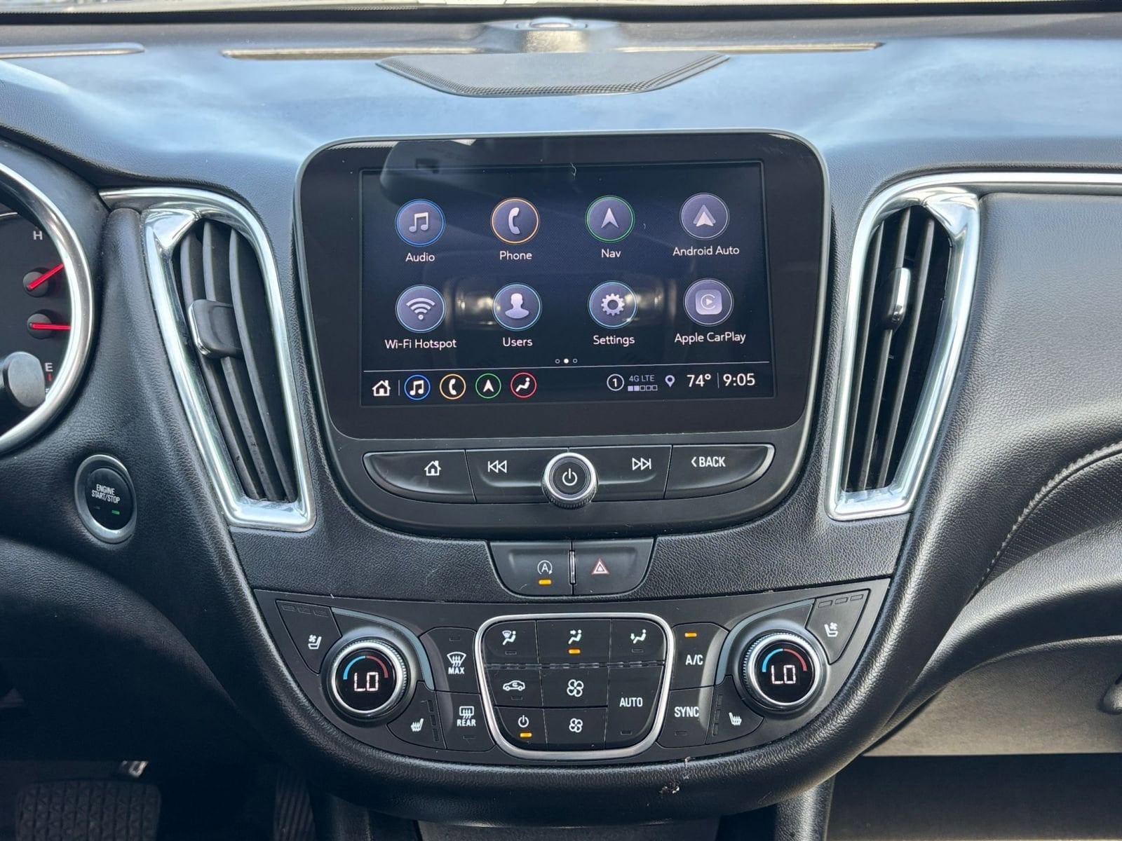 Thumbnail: 2024 Chevrolet Malibu - 18