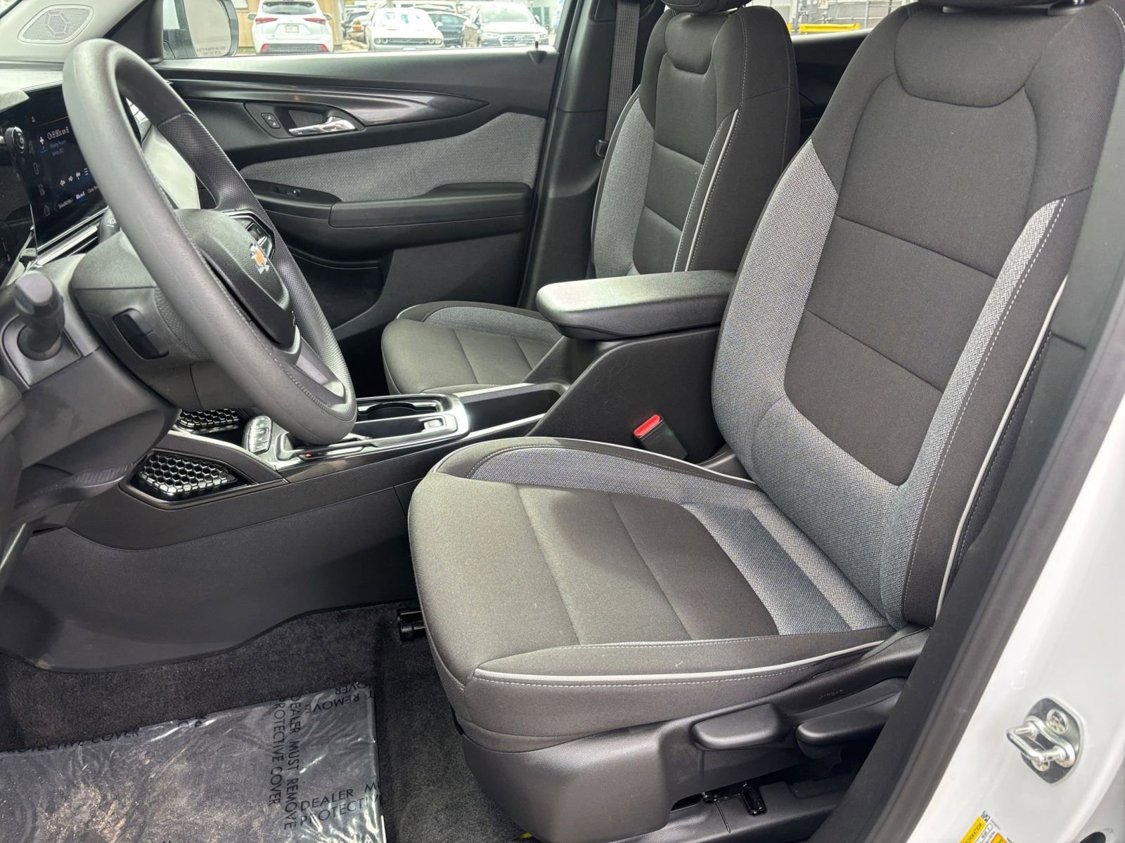 Thumbnail: 2025 Chevrolet TrailBlazer - 32