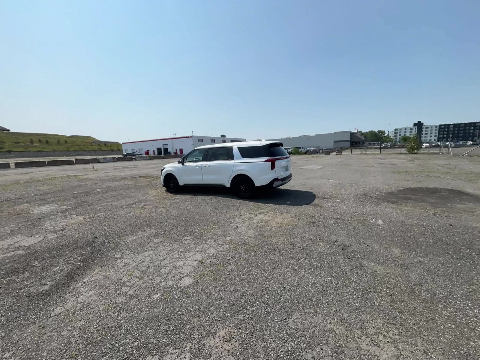 Thumbnail: 2026 Kia Carnival - 12