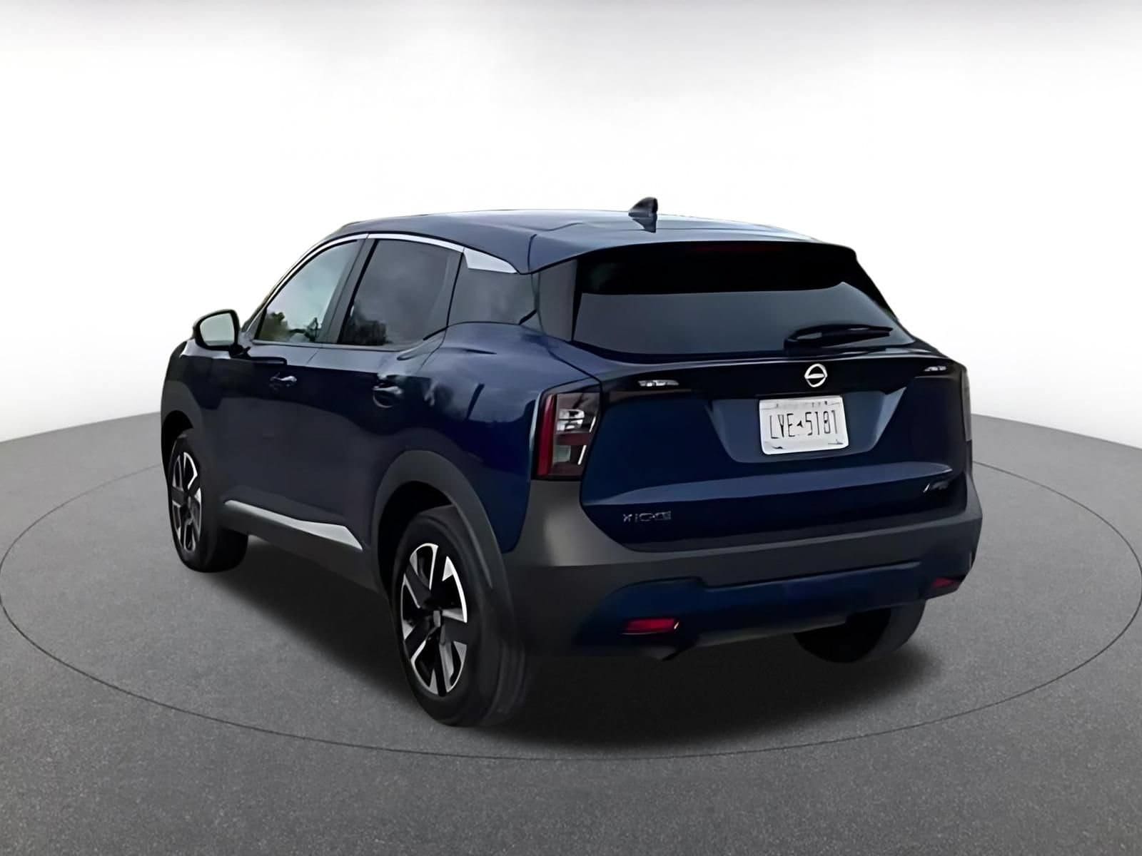 Thumbnail: 2025 Nissan Kicks - 9