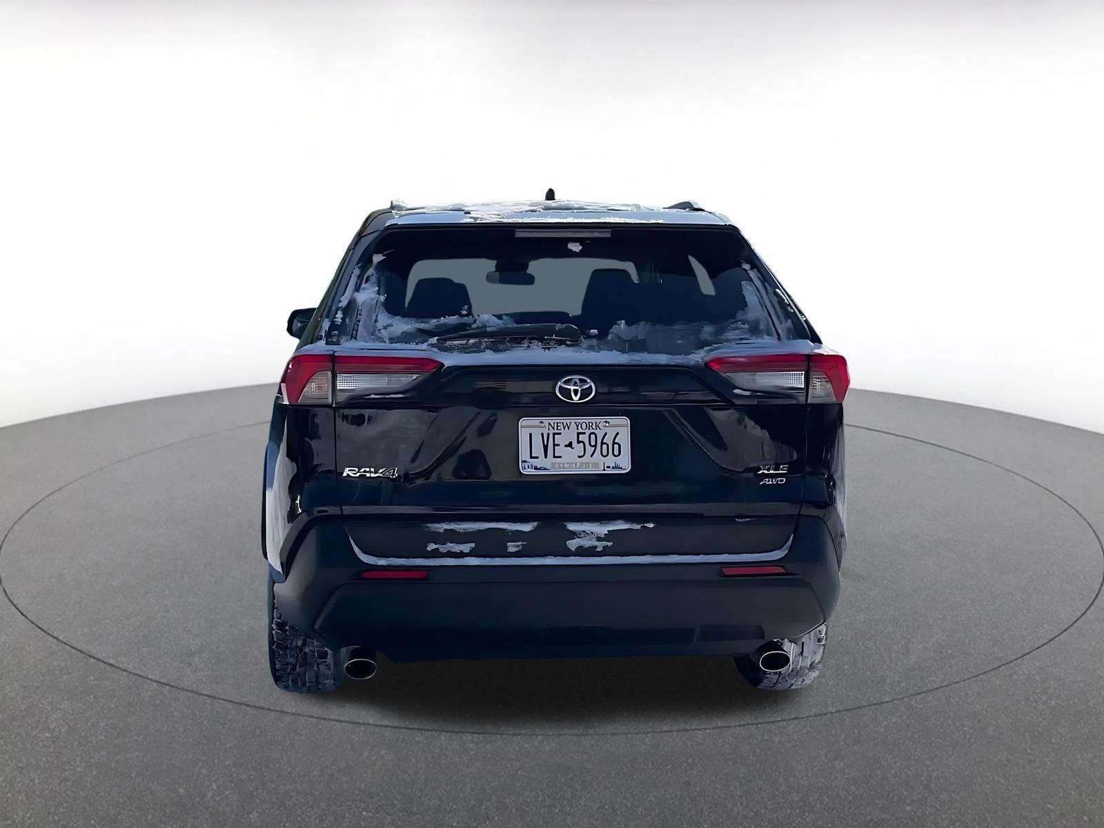 Thumbnail: 2025 Toyota RAV4 - 11