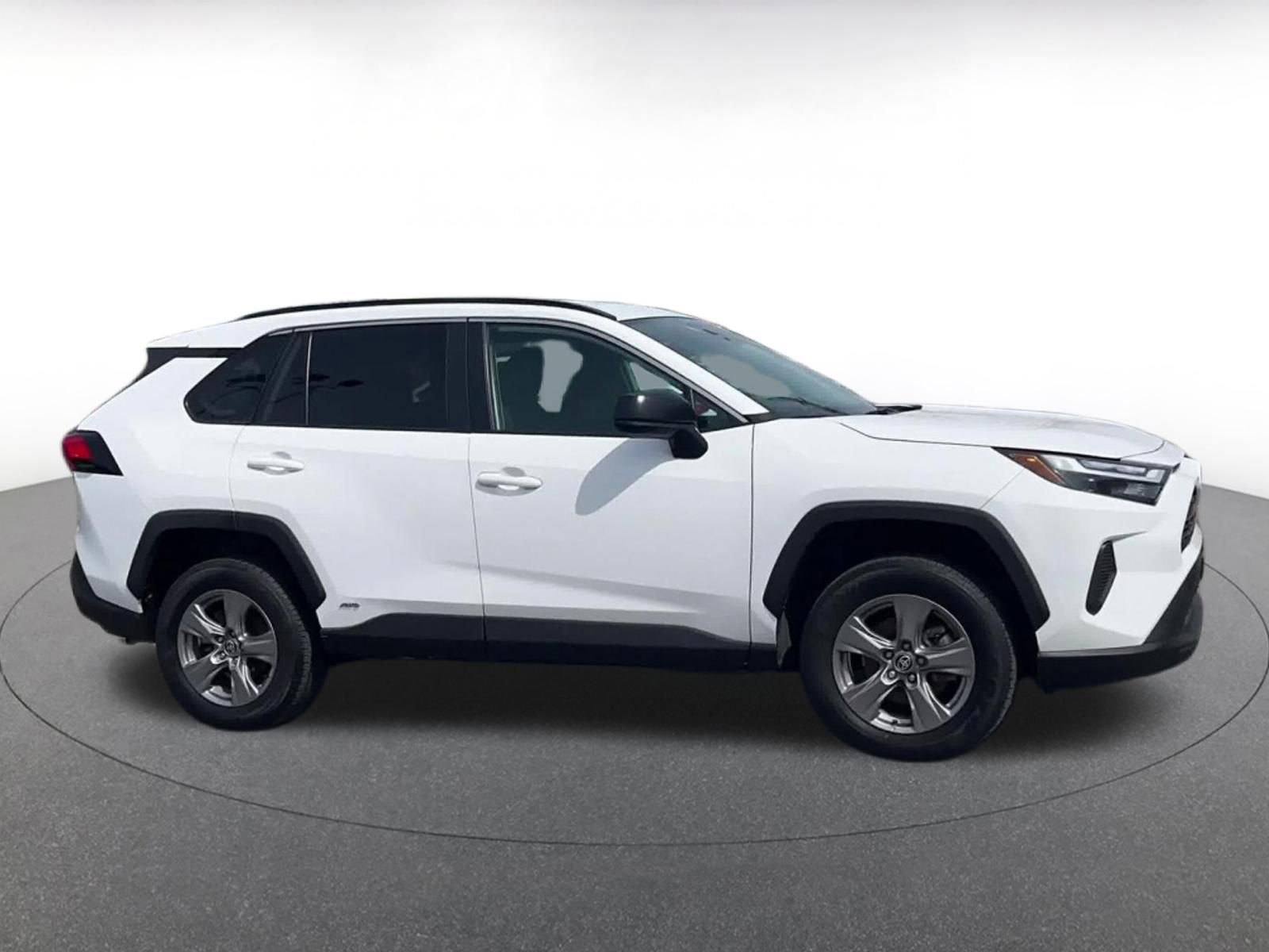 Thumbnail: 2025 Toyota RAV4 - 16