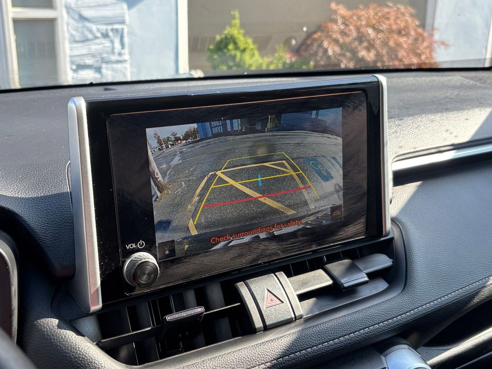 Thumbnail: 2025 Toyota RAV4 - 17