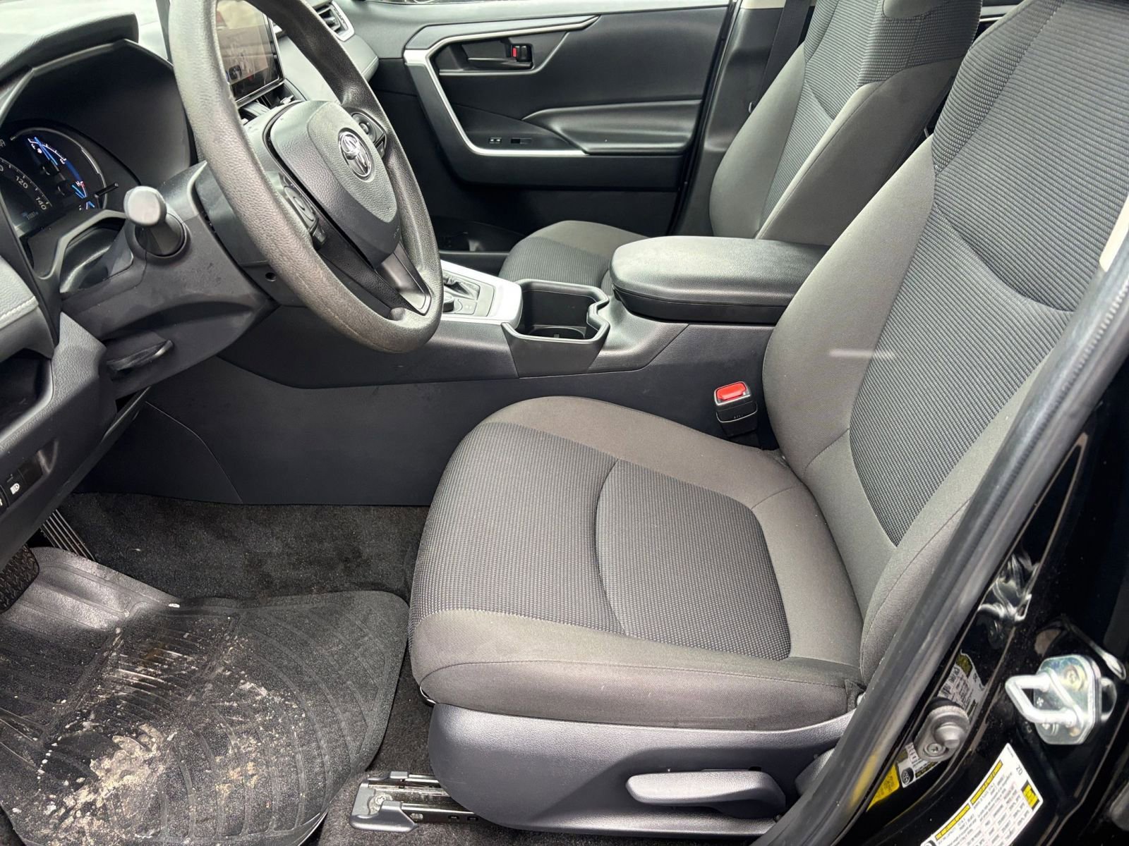 Thumbnail: 2025 Toyota RAV4 - 23