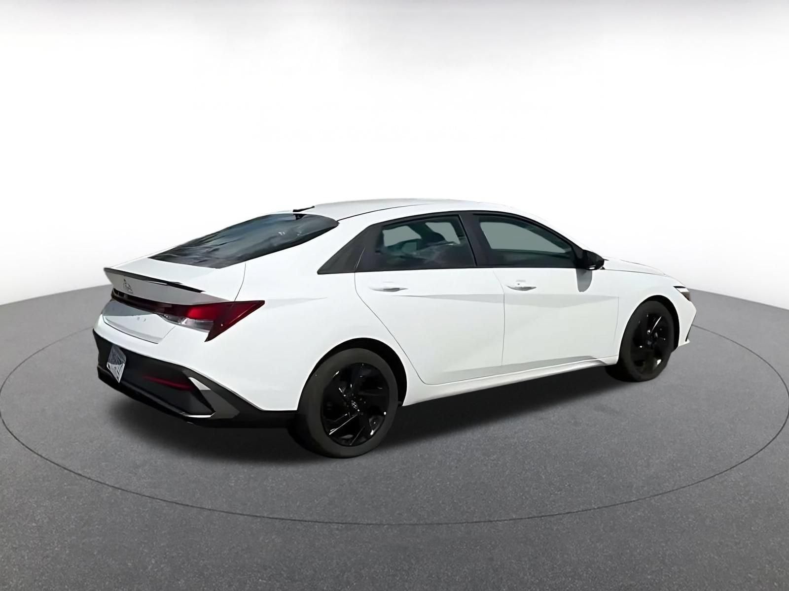Thumbnail: 2026 Hyundai Elantra - 14