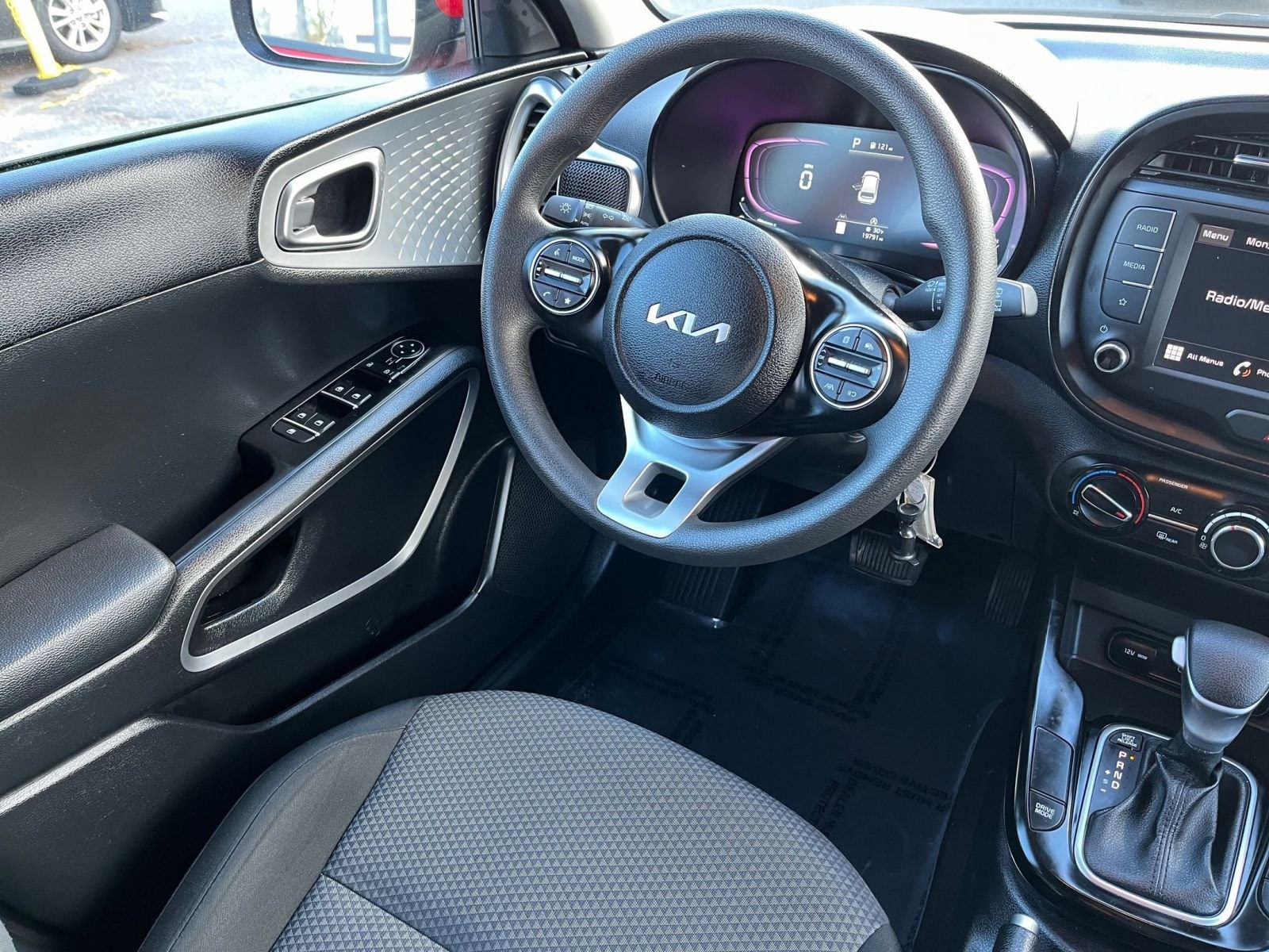 Thumbnail: 2025 Kia Soul - 30