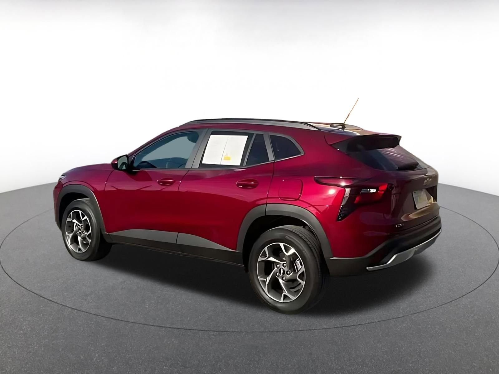 Thumbnail: 2025 Chevrolet Trax - 7