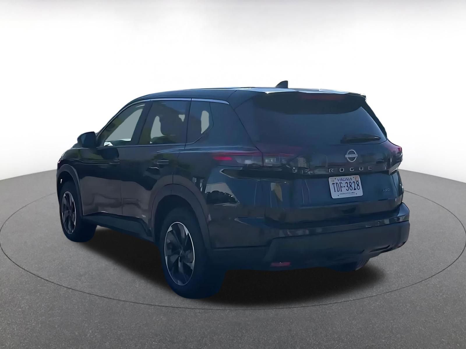 Thumbnail: 2025 Nissan Rogue - 10