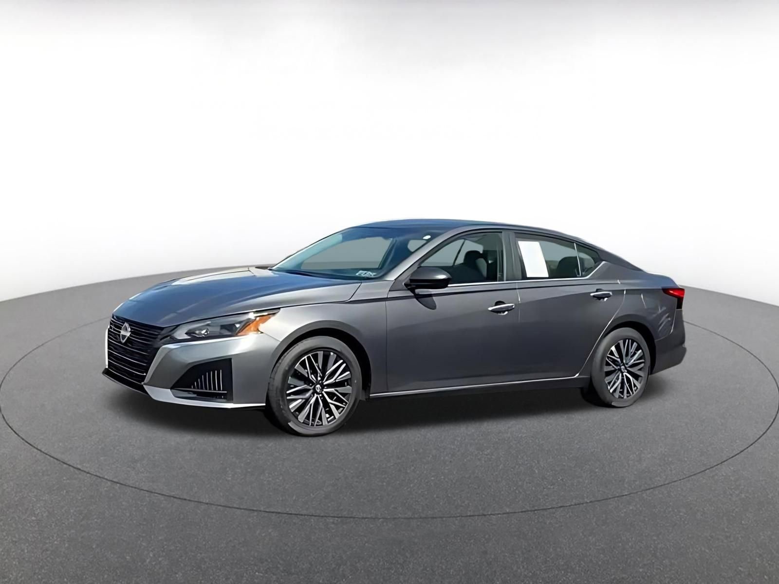 Thumbnail: 2025 Nissan Altima - 4