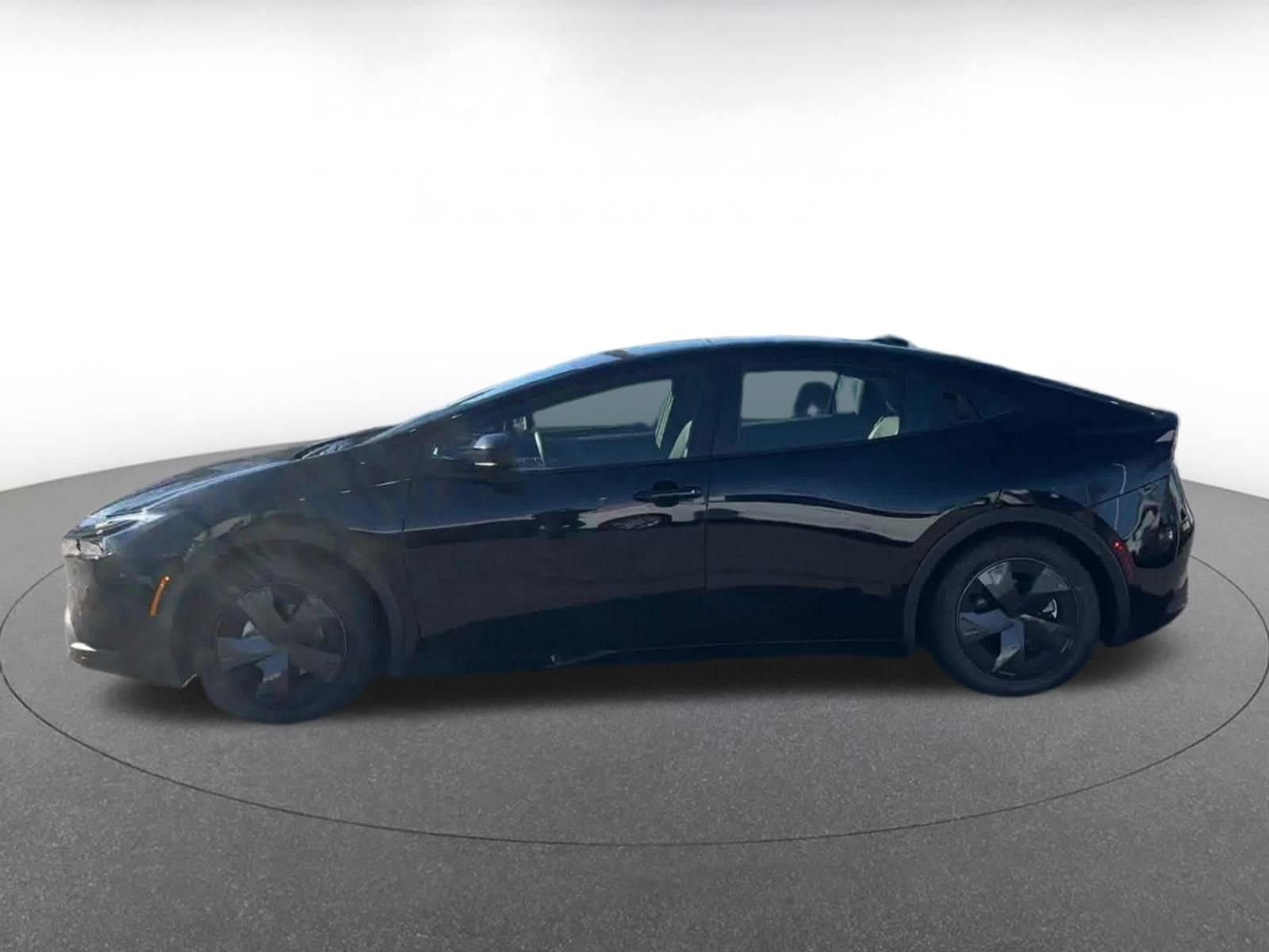 Thumbnail: 2025 Toyota Prius - 8