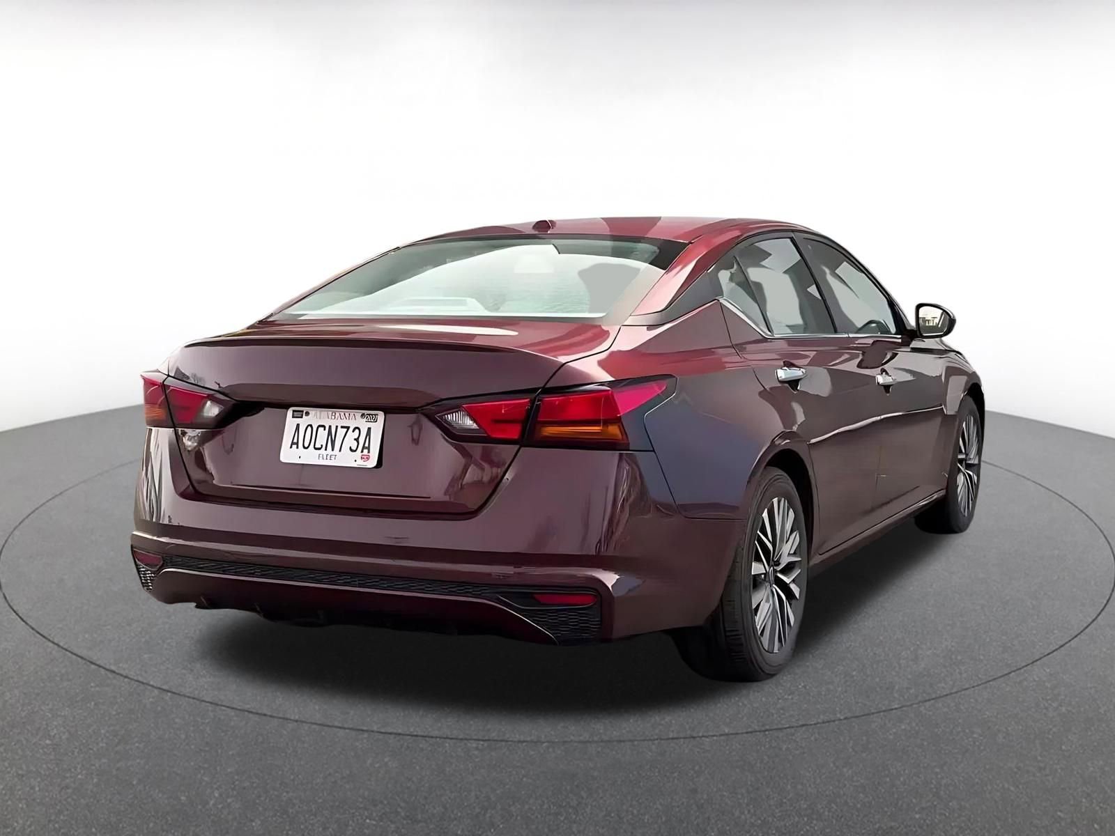 Thumbnail: 2025 Nissan Altima - 12