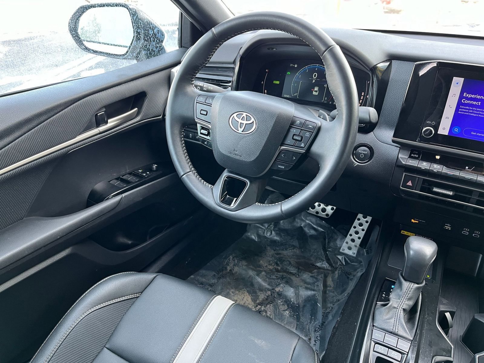 Thumbnail: 2025 Toyota Camry - 31