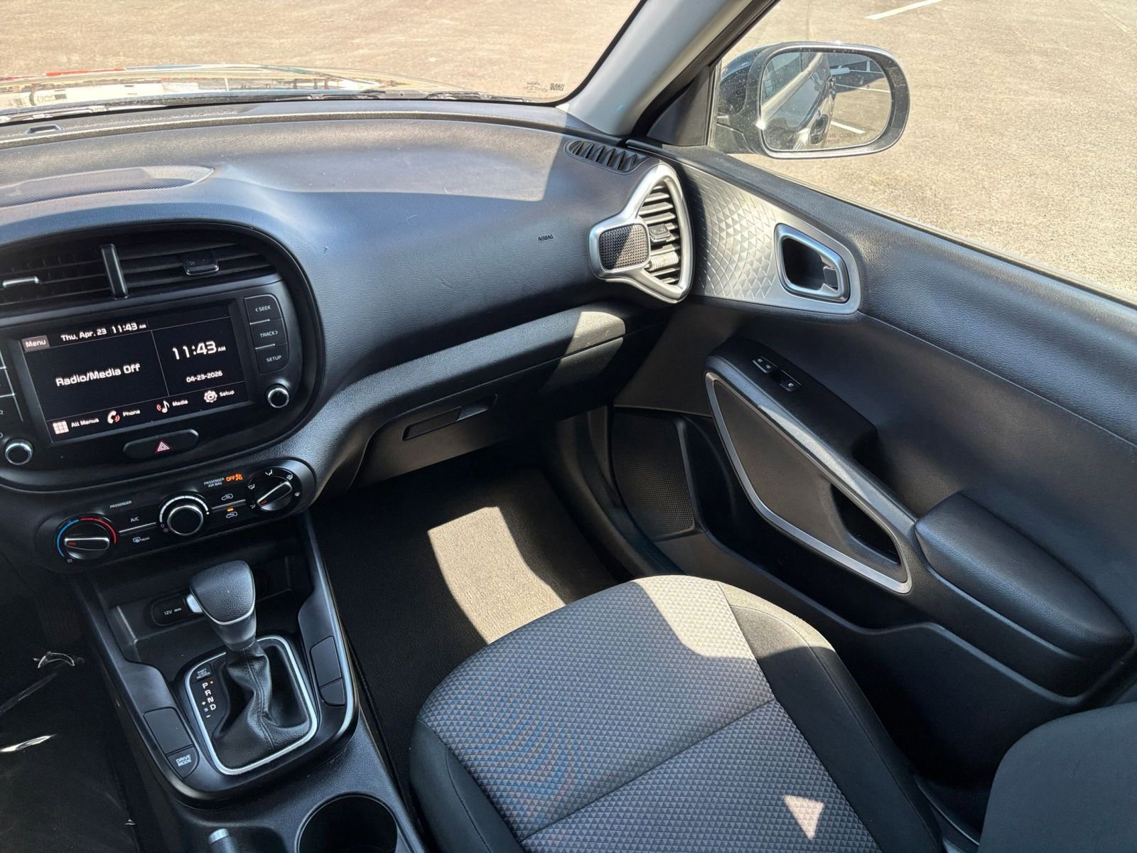 Thumbnail: 2025 Kia Soul - 31