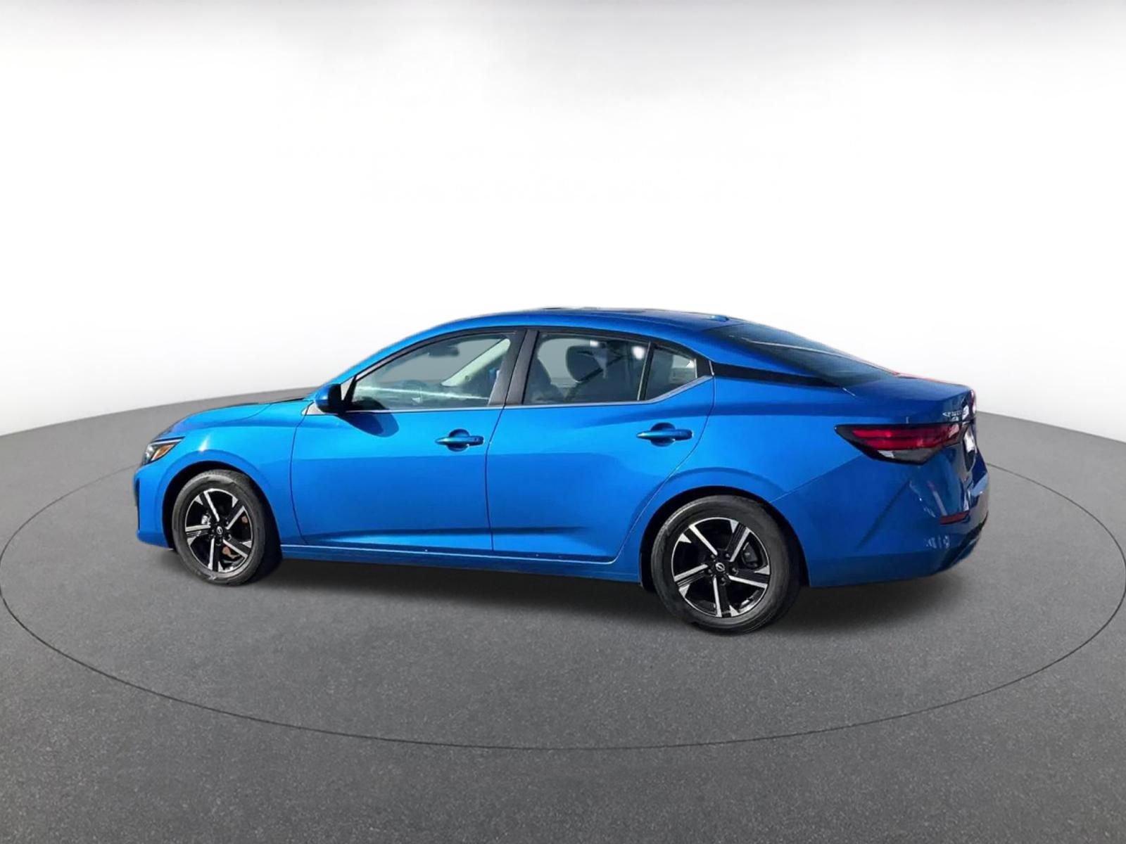 Thumbnail: 2025 Nissan Sentra - 9