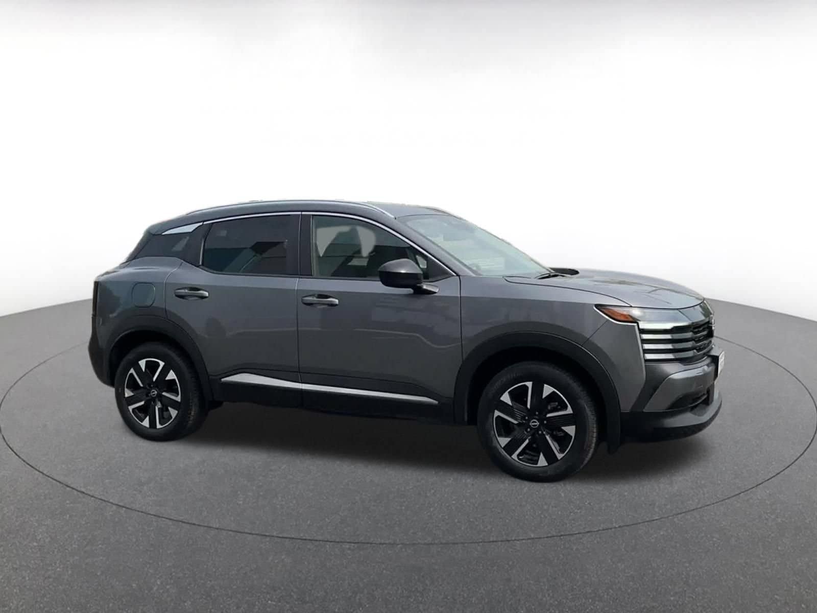 Thumbnail: 2026 Nissan Kicks - 2